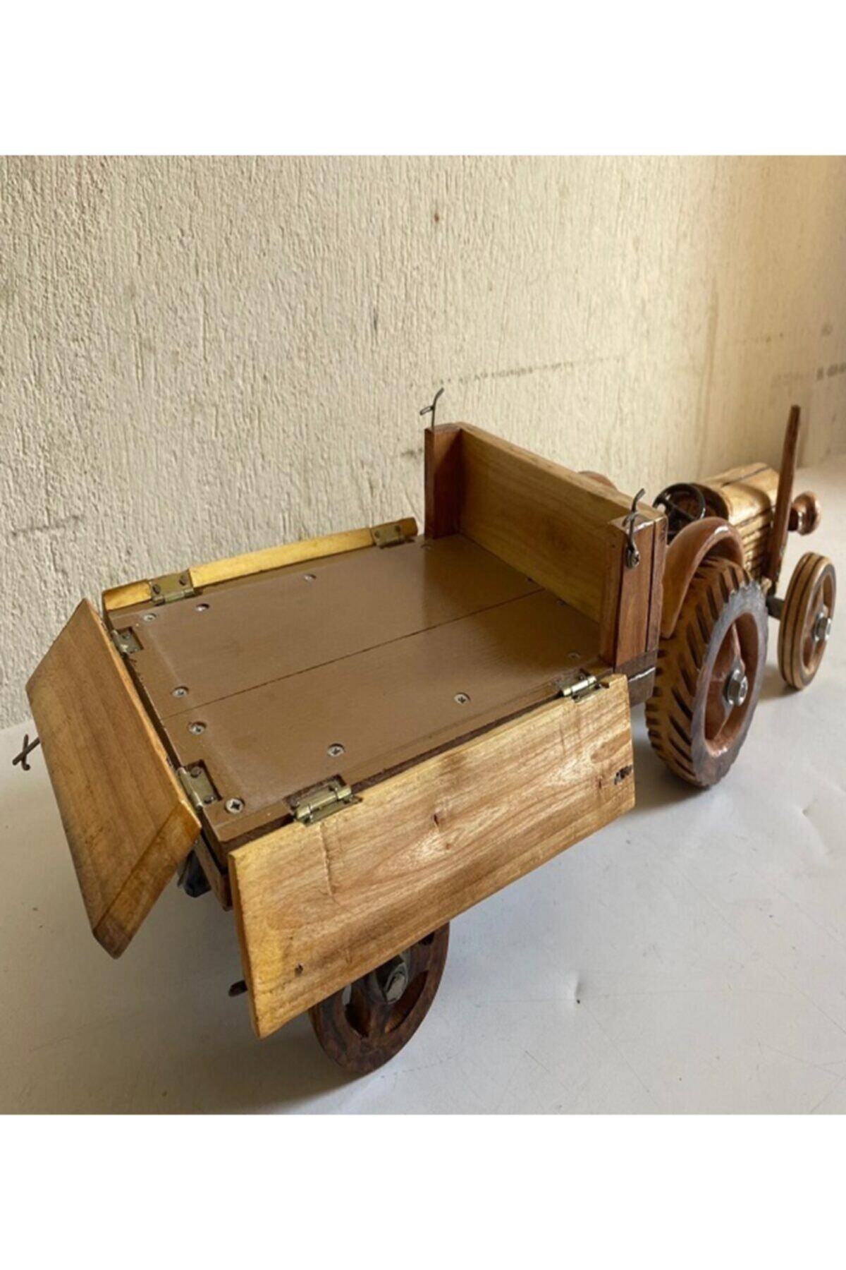 DNZL El Yapımı Ahşap Maket Traktör