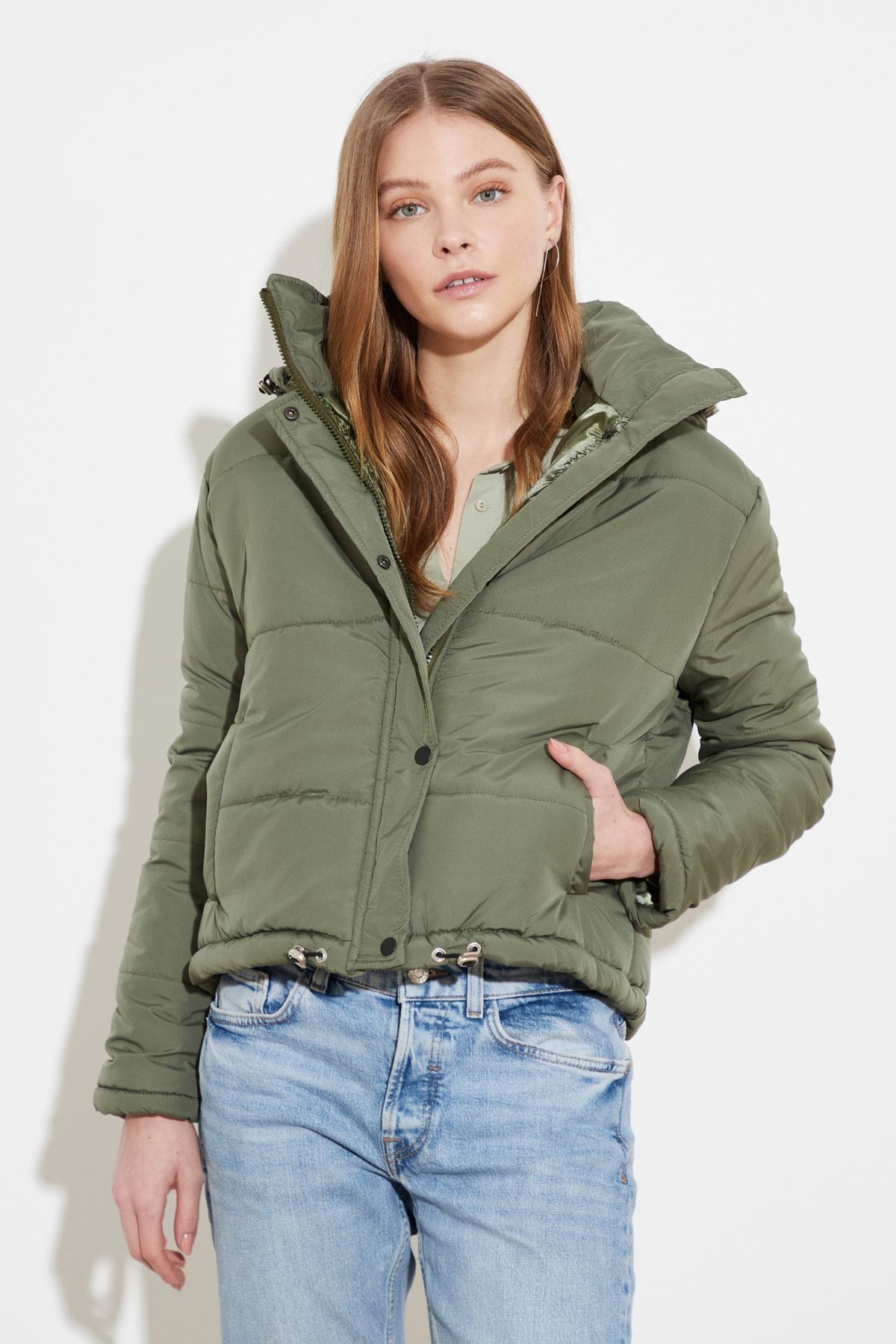 trendyolmilla haki kapusonlu fermuarli sisme mont twoaw21mo0144 fiyati yorumlari trendyol