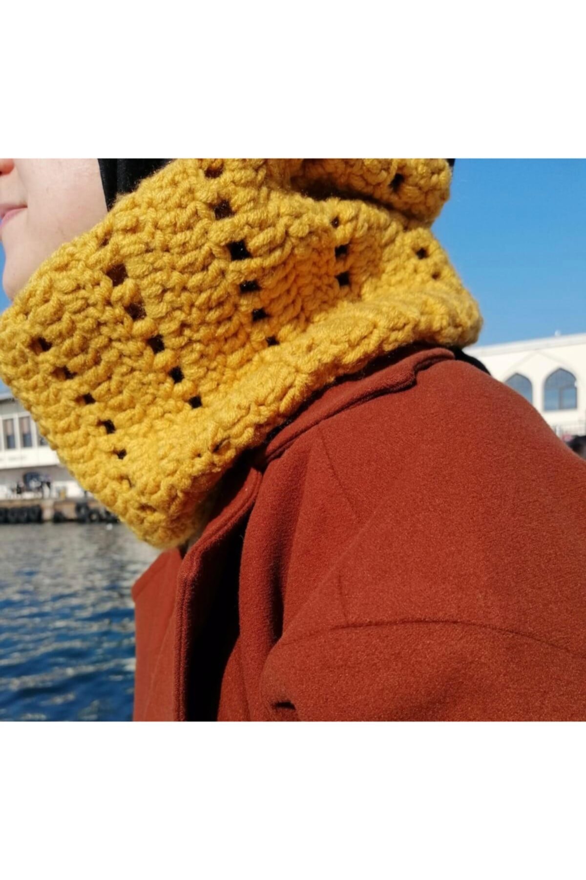 Grif Tığ Işi El Örgü Boyunluk