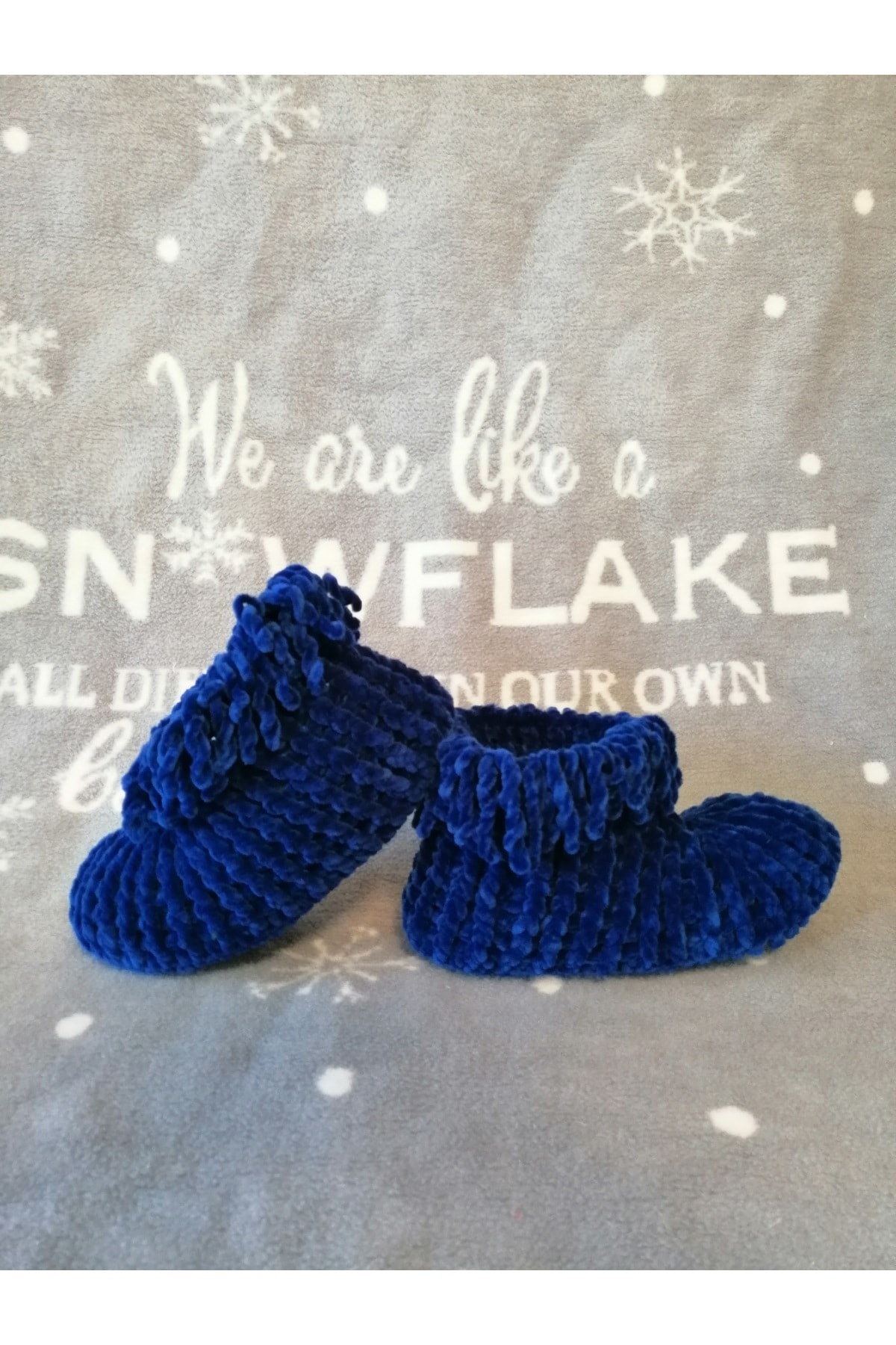 PİTAYA SANAT Panduf ,kece Tabanlı,kadife Iple El Örgüsü Saks Mavi/lacivert Ev Botu