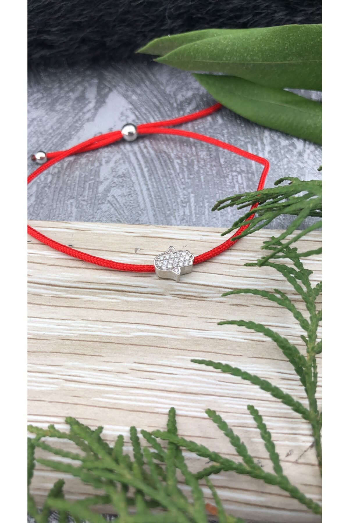 Joel Jewelry Rodyum Kaplamalı Gümüş Zirkon Taşlı Fatma Eli Model Kırmızı Ip Bileklik