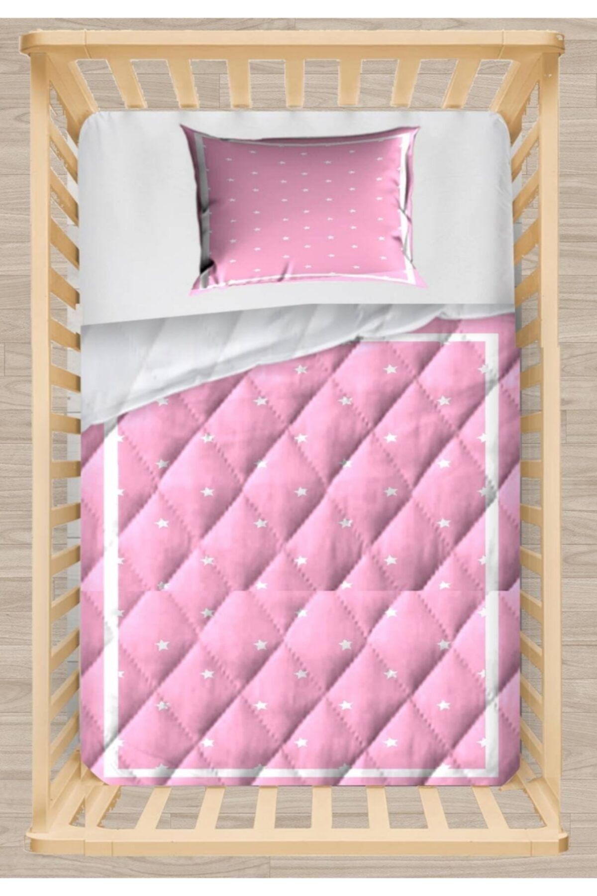 Osso Halı Osso Pembe Beyaz Yıldızlar Kapitoneli 3d Desenli Bebek Yorgan Uyku Seti
