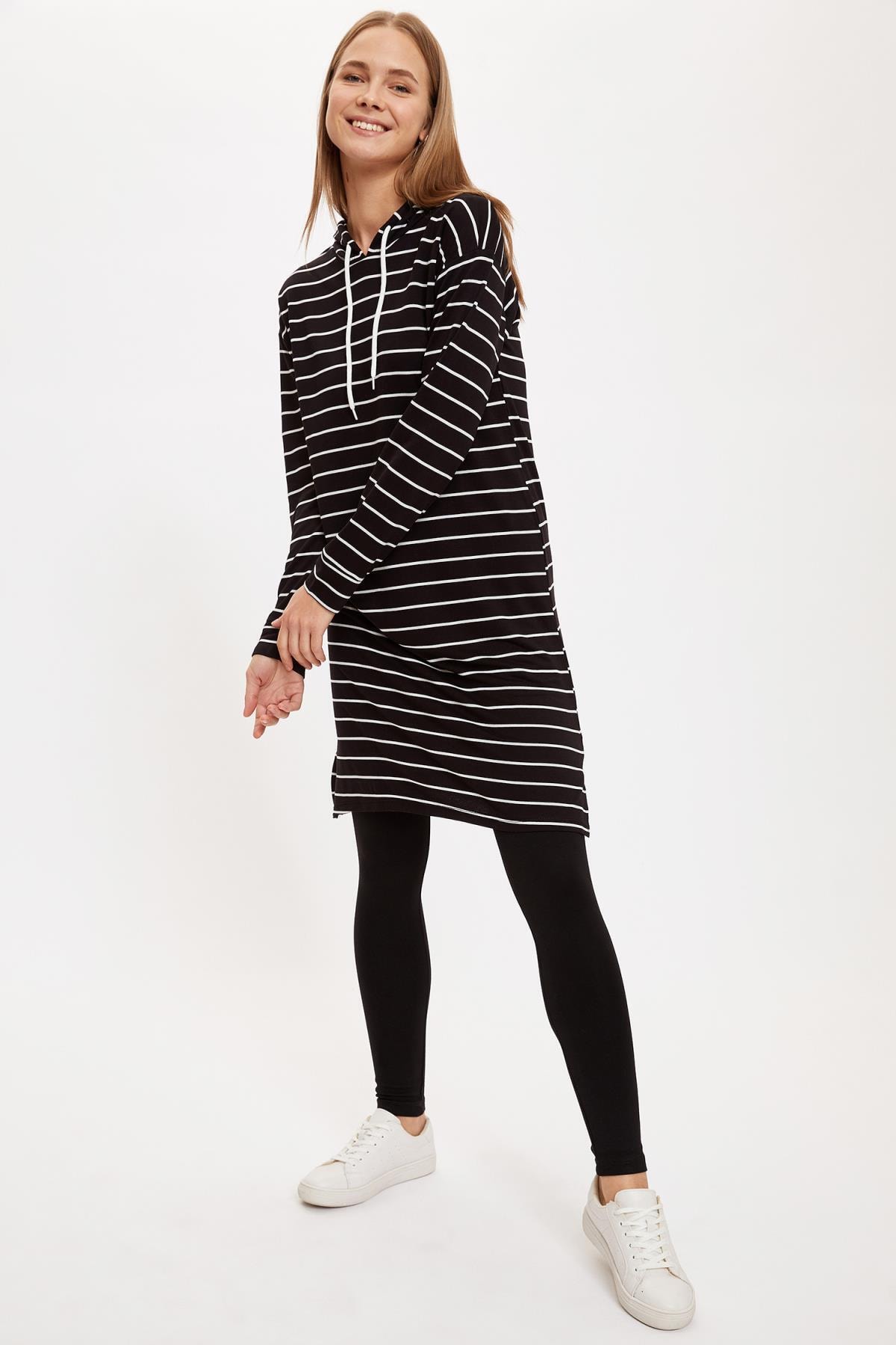 DeFacto Kadın Siyah Basic Slim Fit Örme Tayt T0979AZ20AU