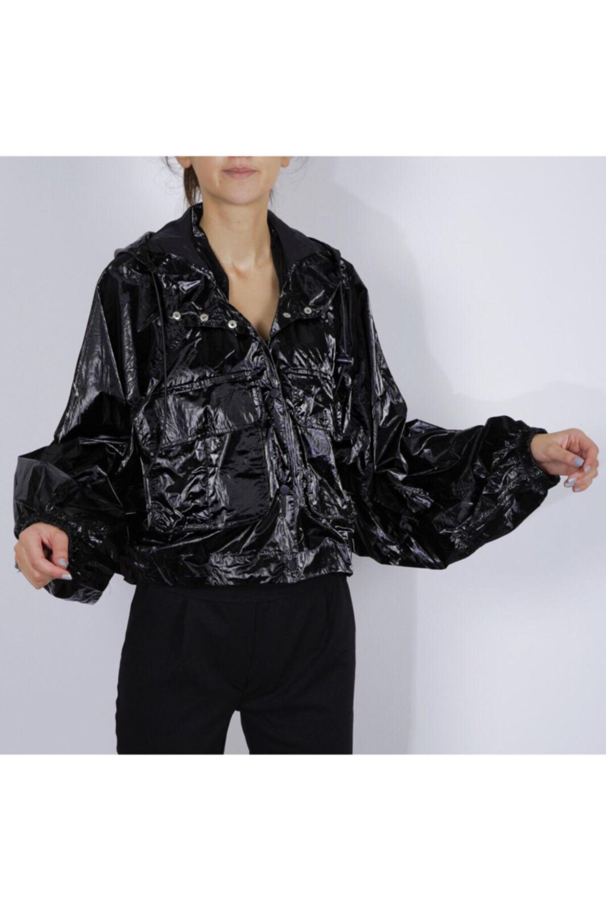 Butik Eleganturi Kadın Siyah Reflekte Yağmurluk