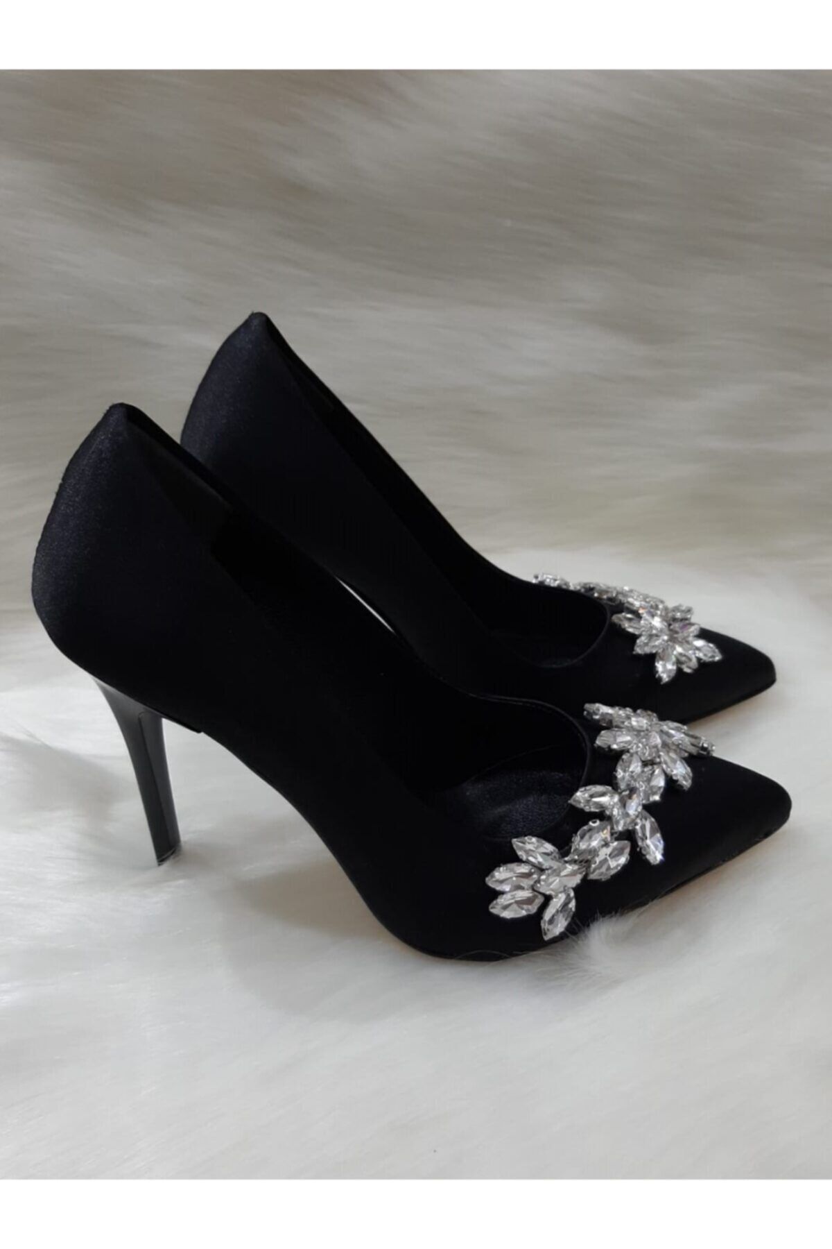 HAVVA SHOES Kadın Siyah Saten Taşlı Ince Topuklu Stiletto