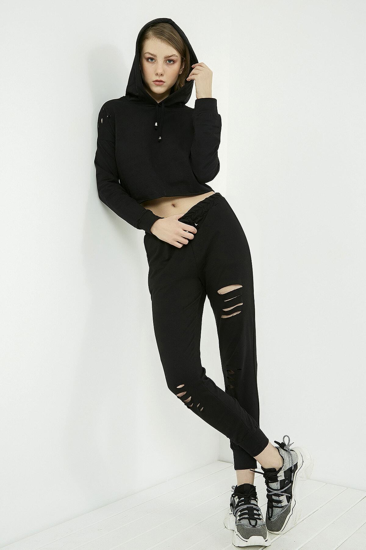 Vis a Vis Kadın Siyah Crop Jogger Yırtık Alt Üst Takım  STN903KTA108