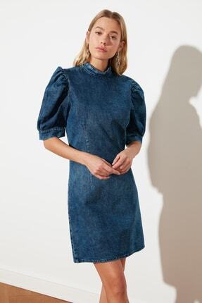 TRENDYOLMİLLA Indigo Yıkamalı Balon Kol Denim Elbise TWOSS20EL0562