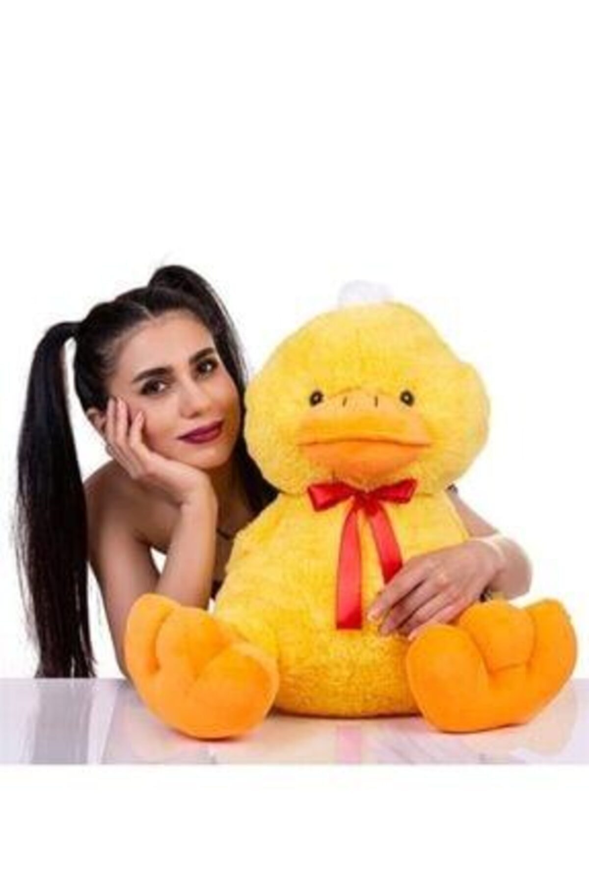 Halley Peluş Oyuncak Halley Peluş Ayaklı Oturan Ördek 50 Cm Kırmızı Kurdelalı Pl78074