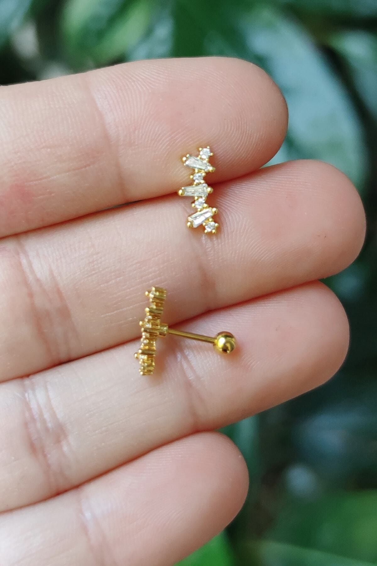 Salyangoz Company Surgical Steel Curved Figure Gold Color
