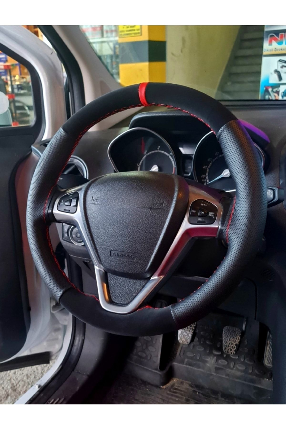 Kia picanto top steering wheel size