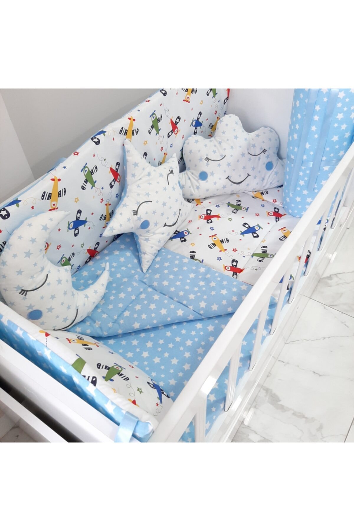 uykucubebe 60x120 Mavi Uçaklı Bebek Uyku Seti 9 Parca (8136) Kombin