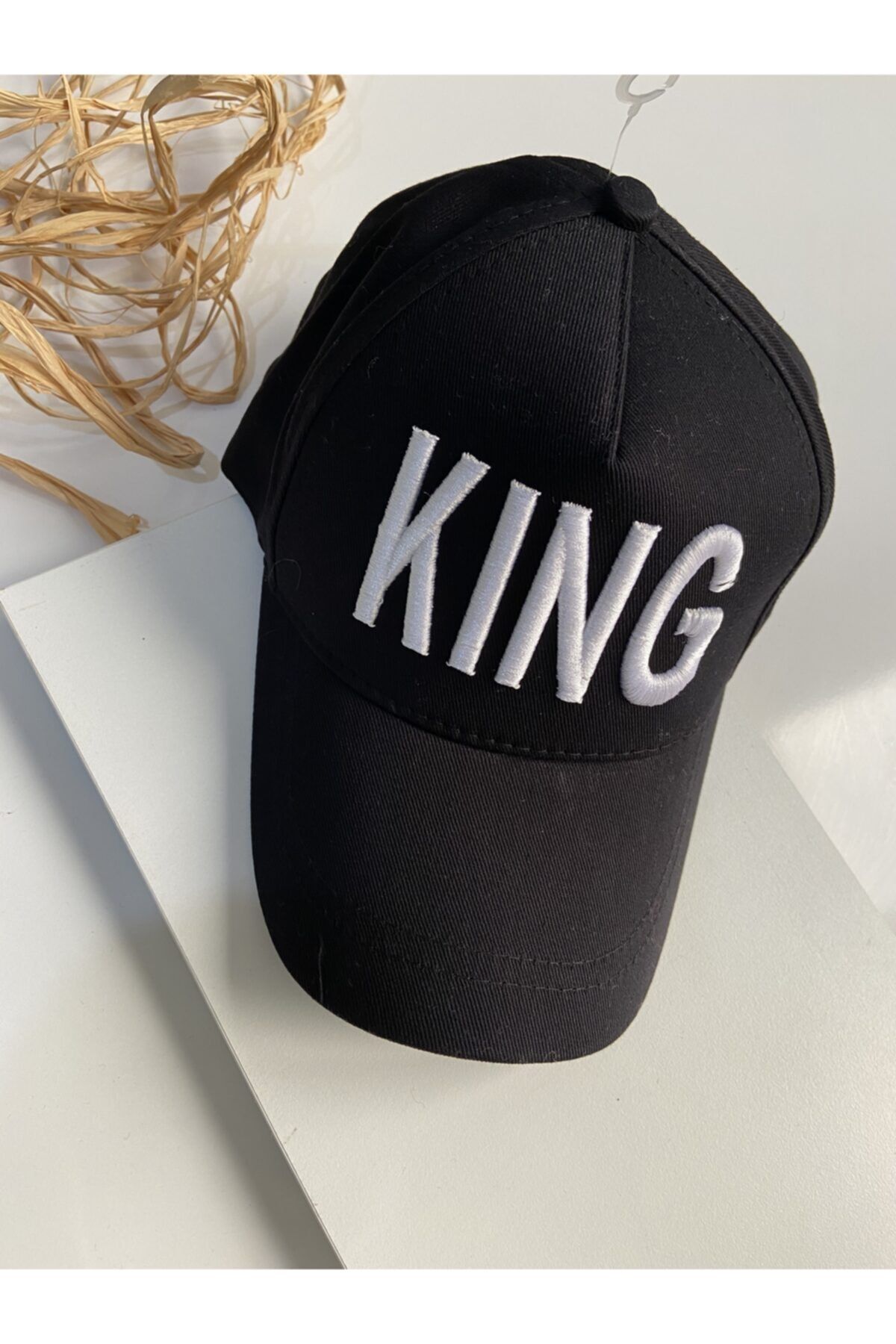 MARSEL BUTİK Unisex Siyah Hasır Örgülü King Yazılı Şapka