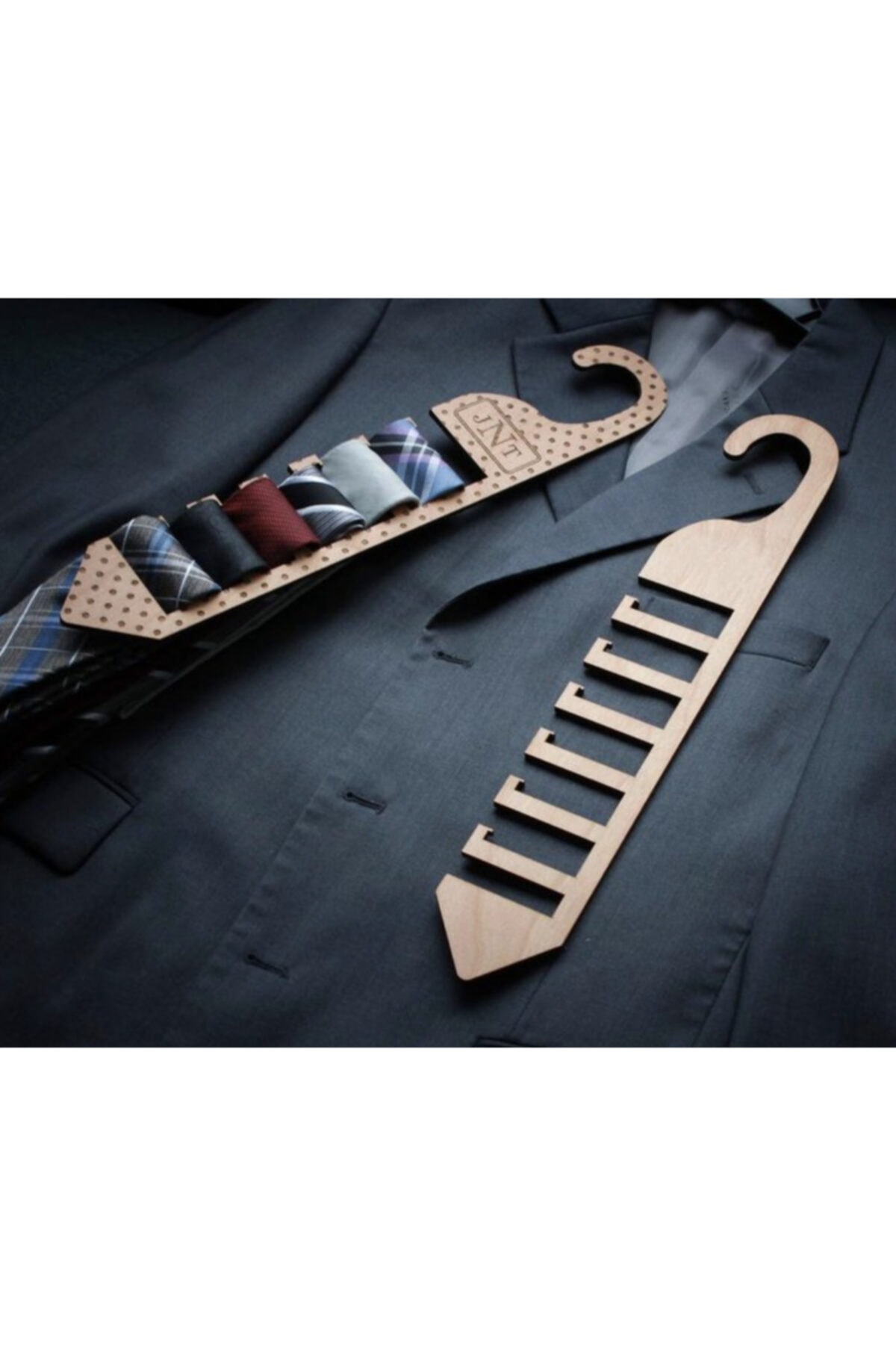 Ankebut Ahşap Kravatlık Askısı