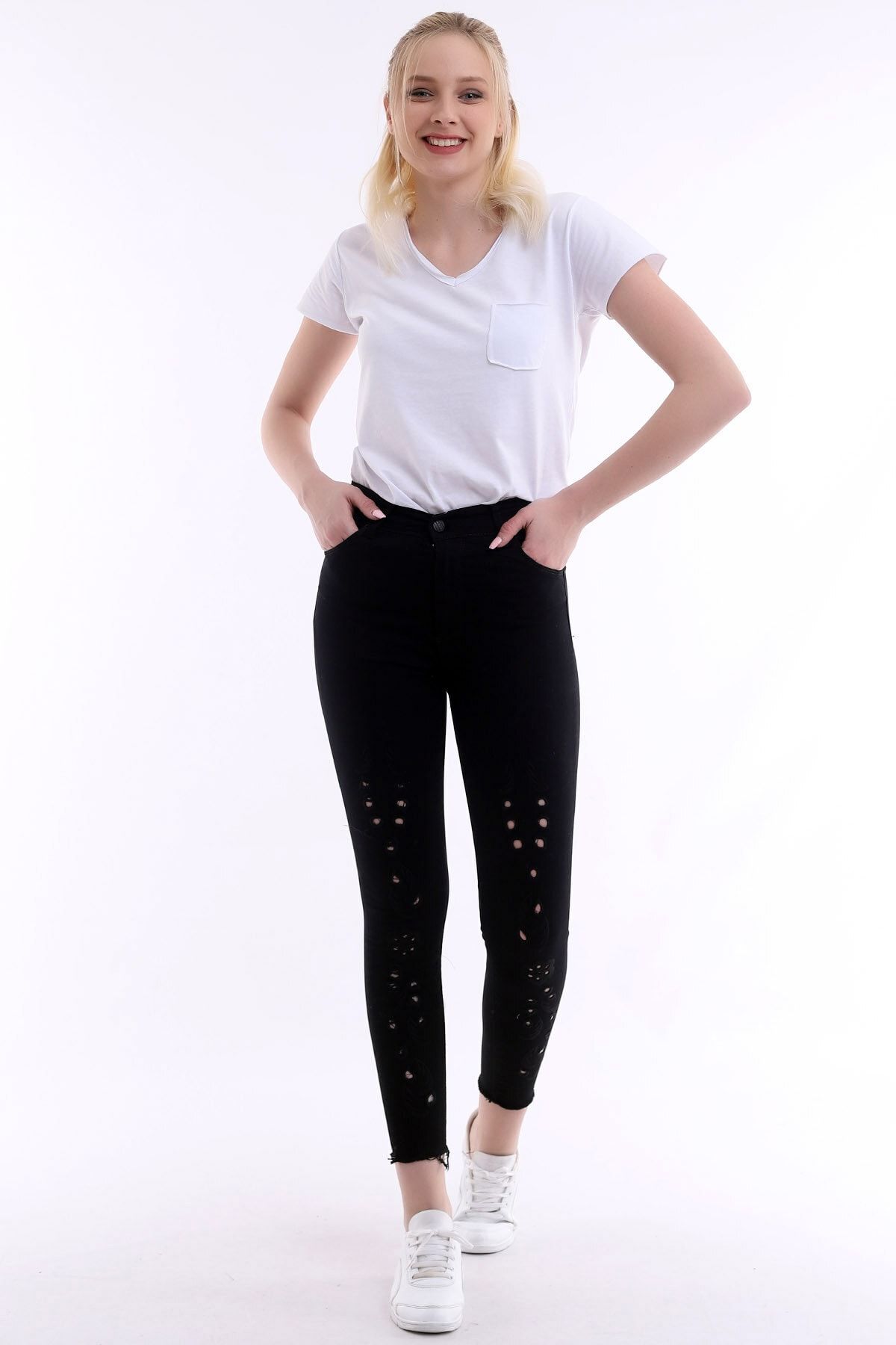RenklyModa Özel Tasarım, Lazer Delik Ve Çiçek Detaylı, Yumuşak Dar Paça, Likralı Kot Pantolon