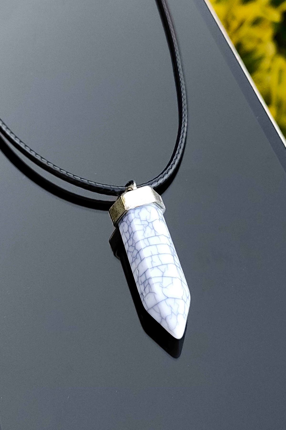 White cheap stone pendant