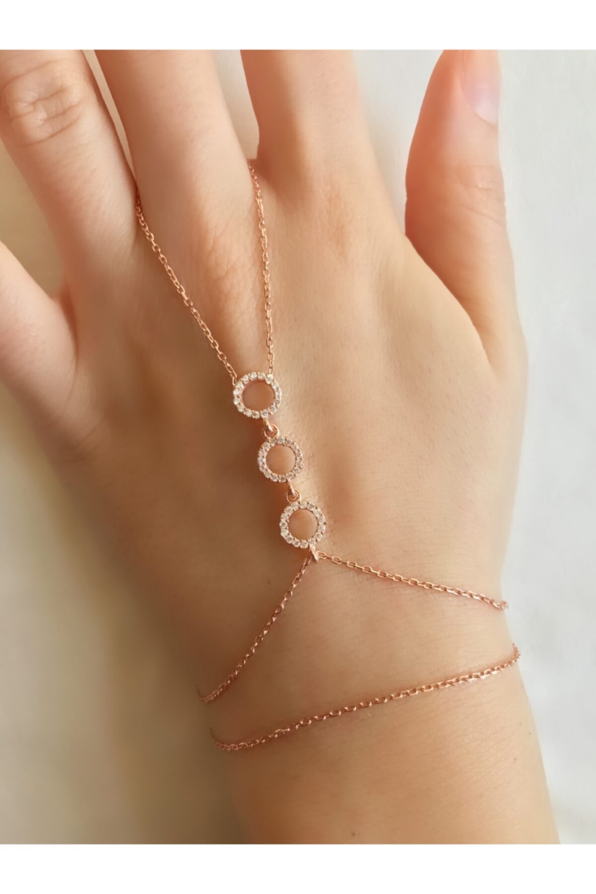 GUSAGO 925 Ayar Sertifikalı Gümüş Zirkon Taşlı Üçlü Halka Şahmeran Bileklik