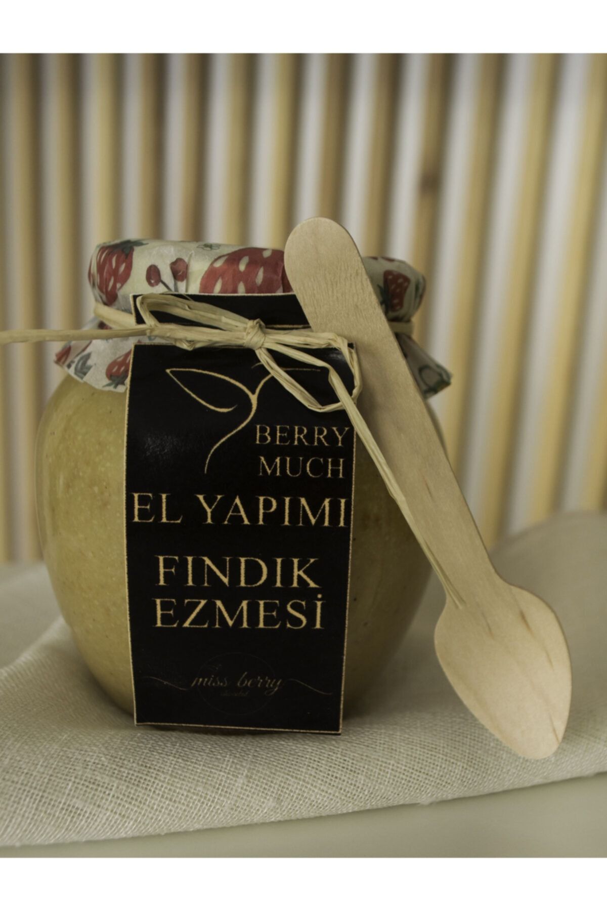 Miss Berry Chocolate Fındık Ezmesi