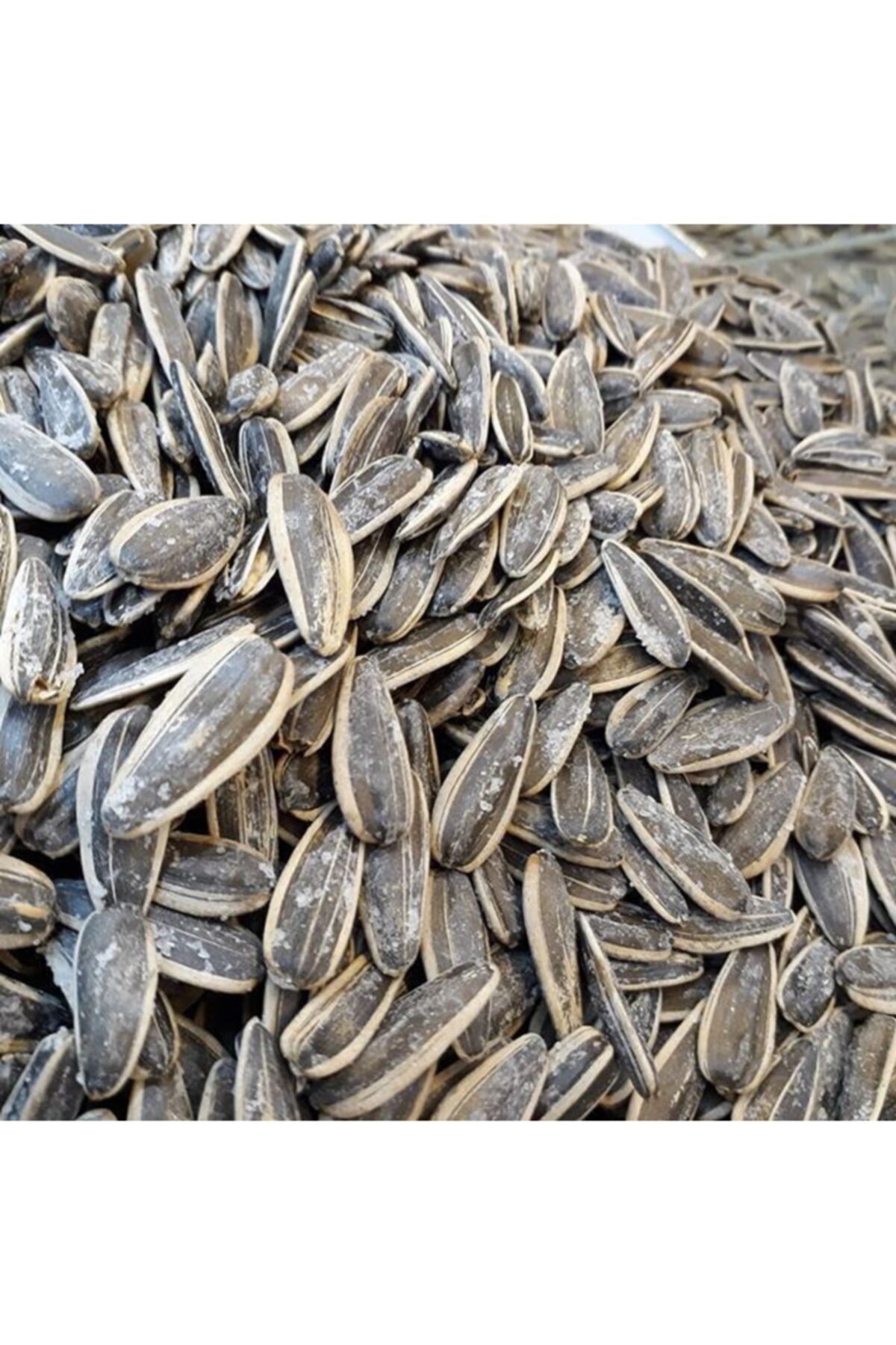 SARIGÖL ORGANİK Kavrulmuş Siyah Ay Çekirdeği (dakota 1.kalite ) (tuzlu )- 500 Gr