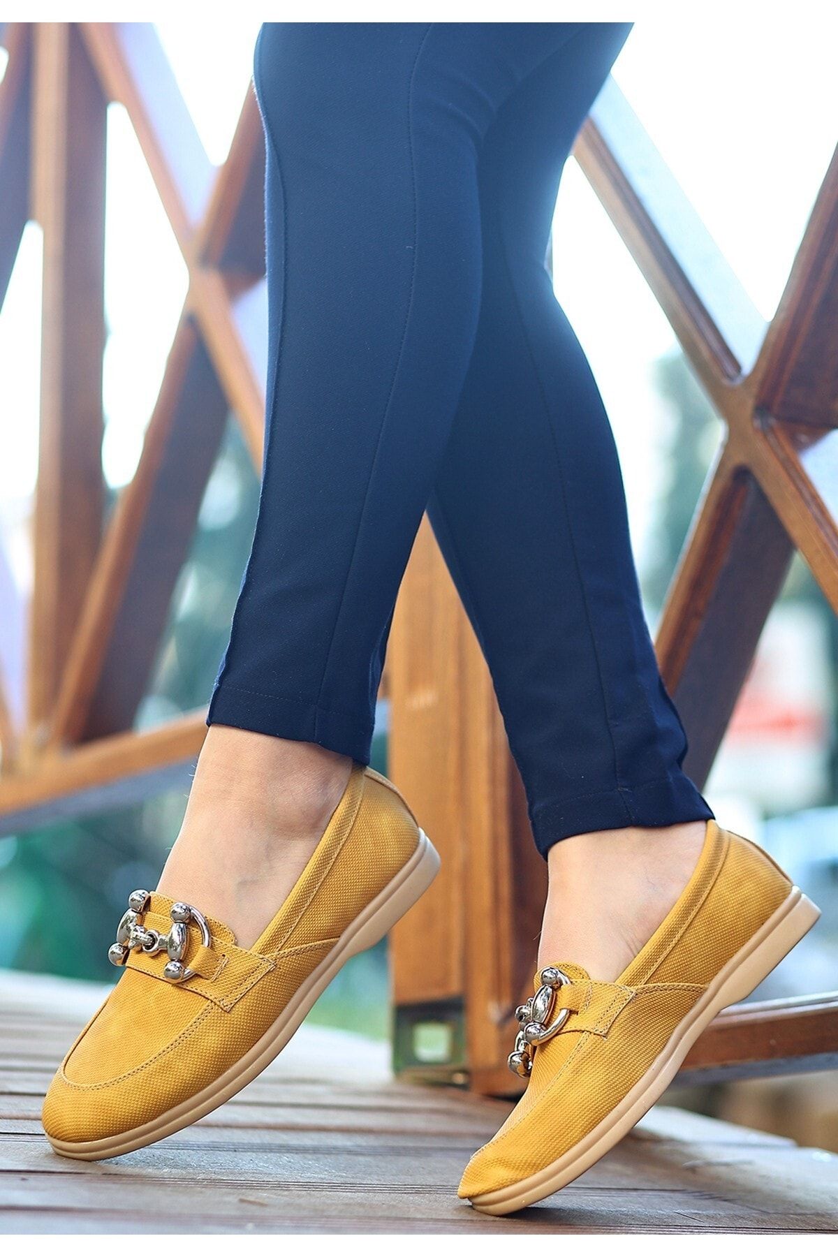 Yellow ballerina hotsell shoes