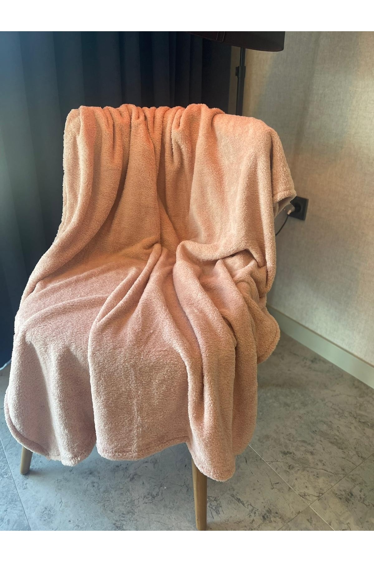 پتوی 100x170 دکور تلویزیون پتو گرم ول سافت