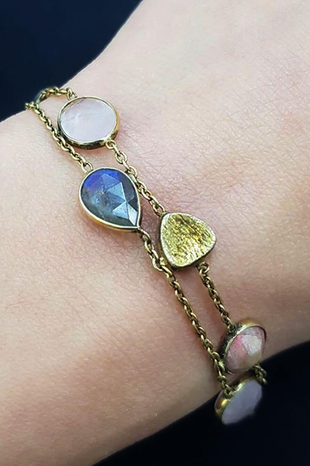 OSESHOP Pembe Rutil Kuvars Ve Kök Yakut Taşlı Tasarım El Yapısı Gümüş Bileklik