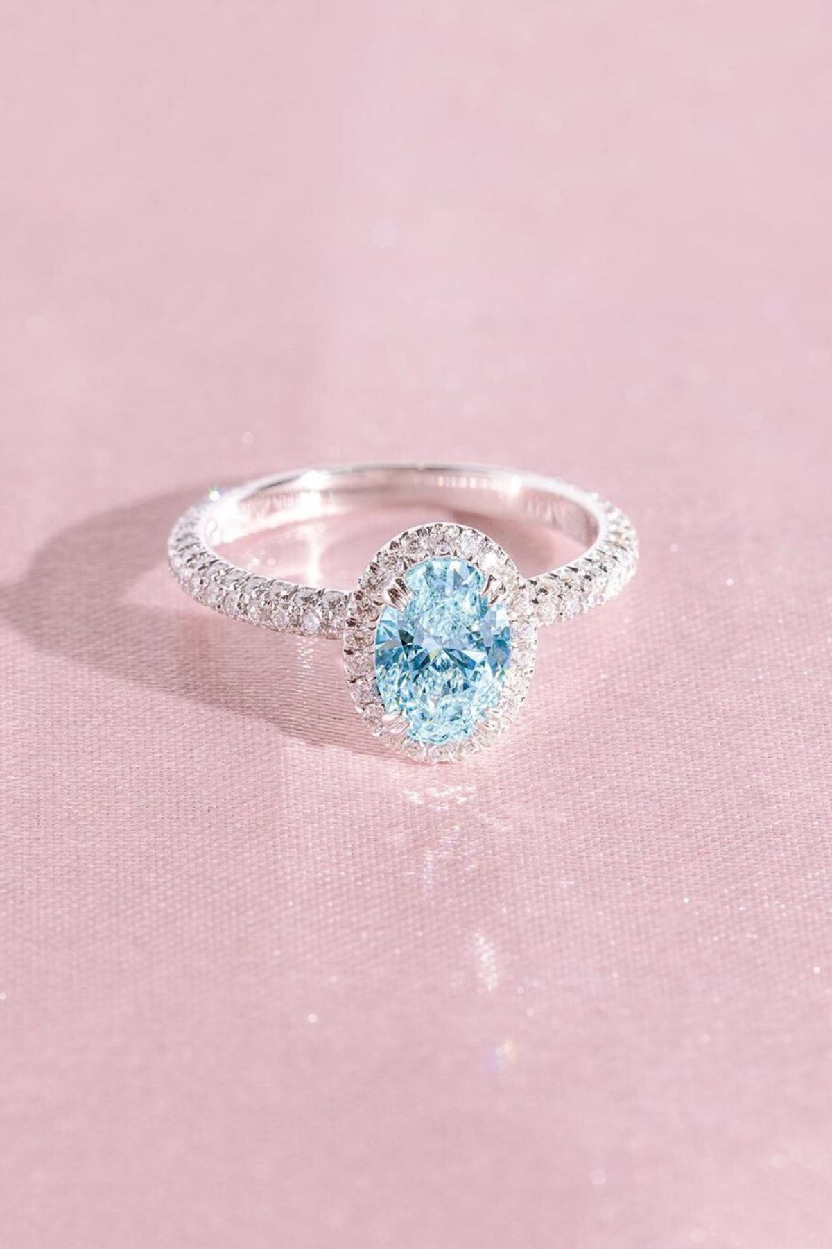 Crystal Diamond Zirconia Labaratuvar Pırlantası 1 Carat Oval Safir Tektaş Yüzük
