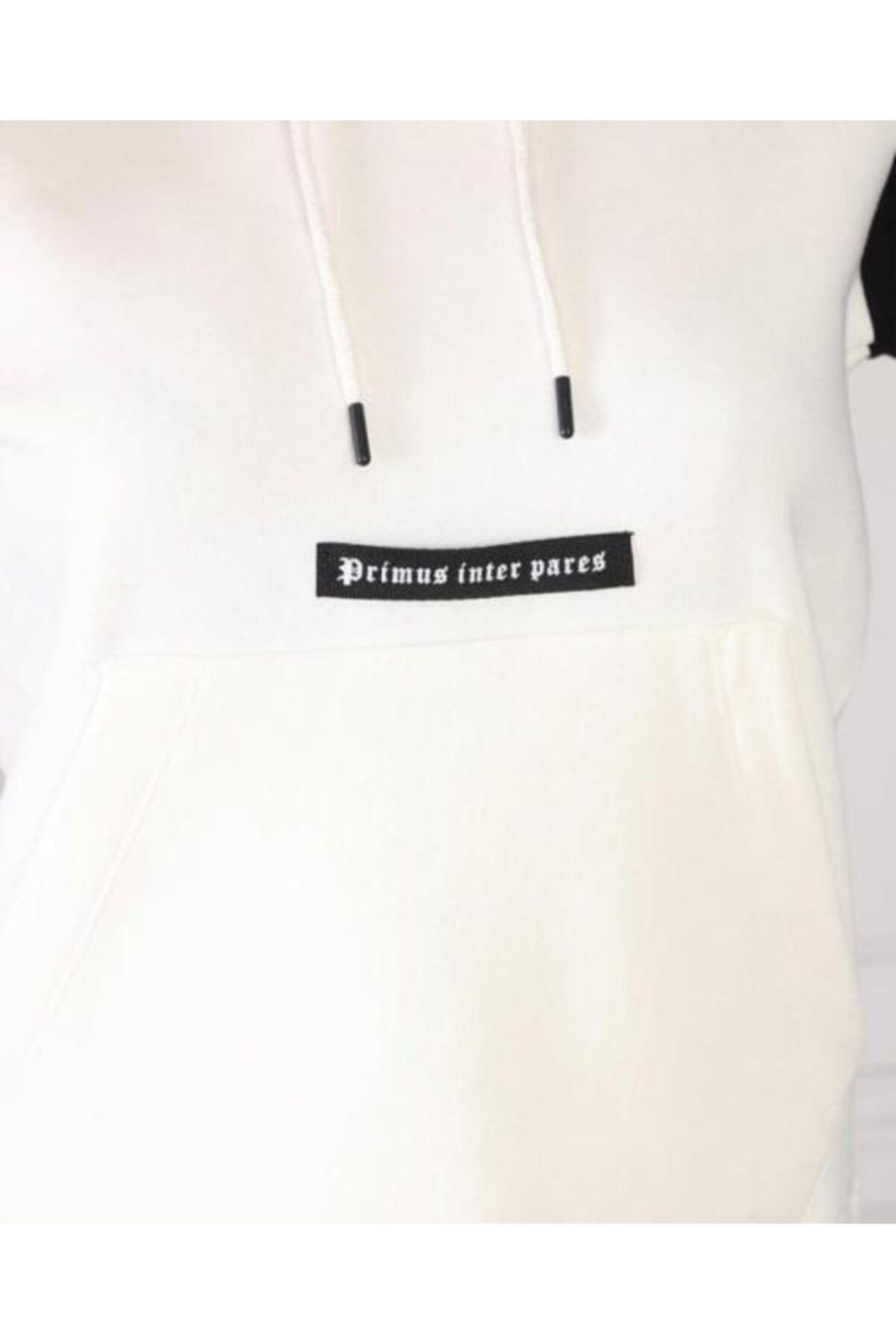 gilla s queen kadin 3 renkli kollari farkli kapusonlu orme sweatshirt new fiyati yorumlari trendyol