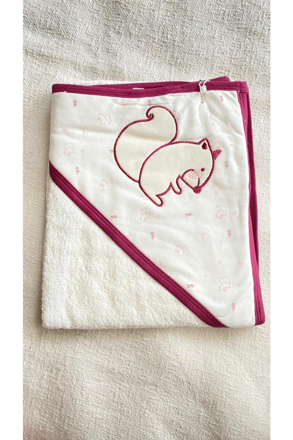 Babydola Kız Bebek Sincap Desen Havlu 80*72 cm