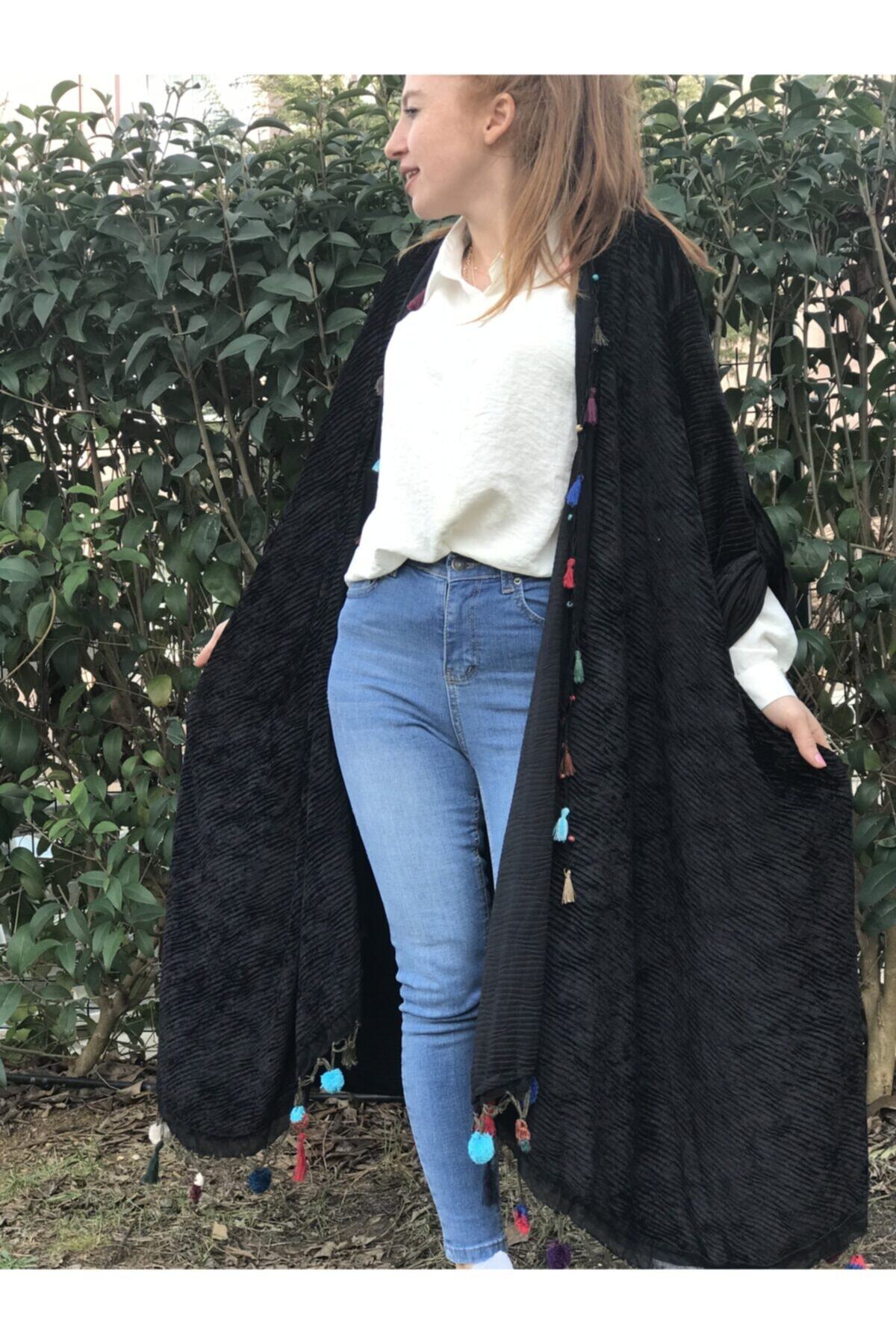 butik name Kadın Ponpon Detayli Kaftan