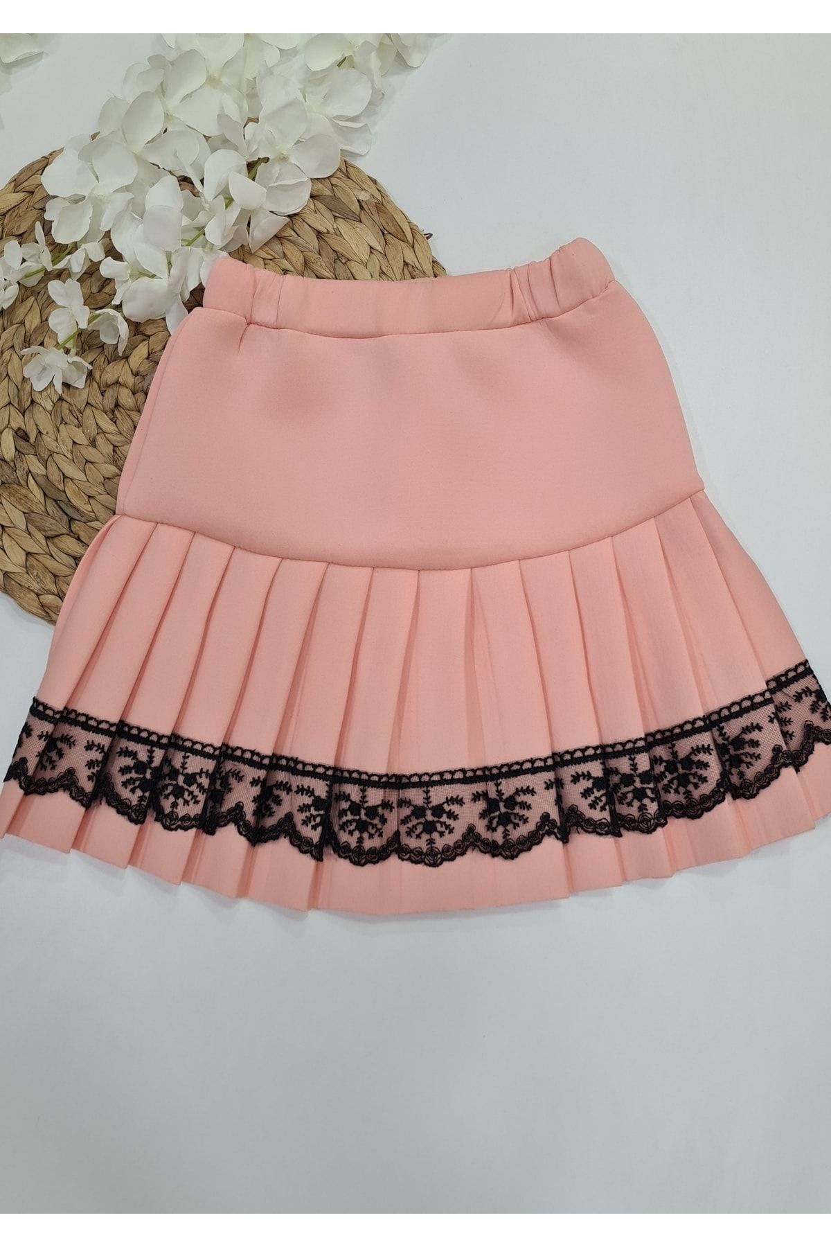 Pleated mini sales skirt fabric