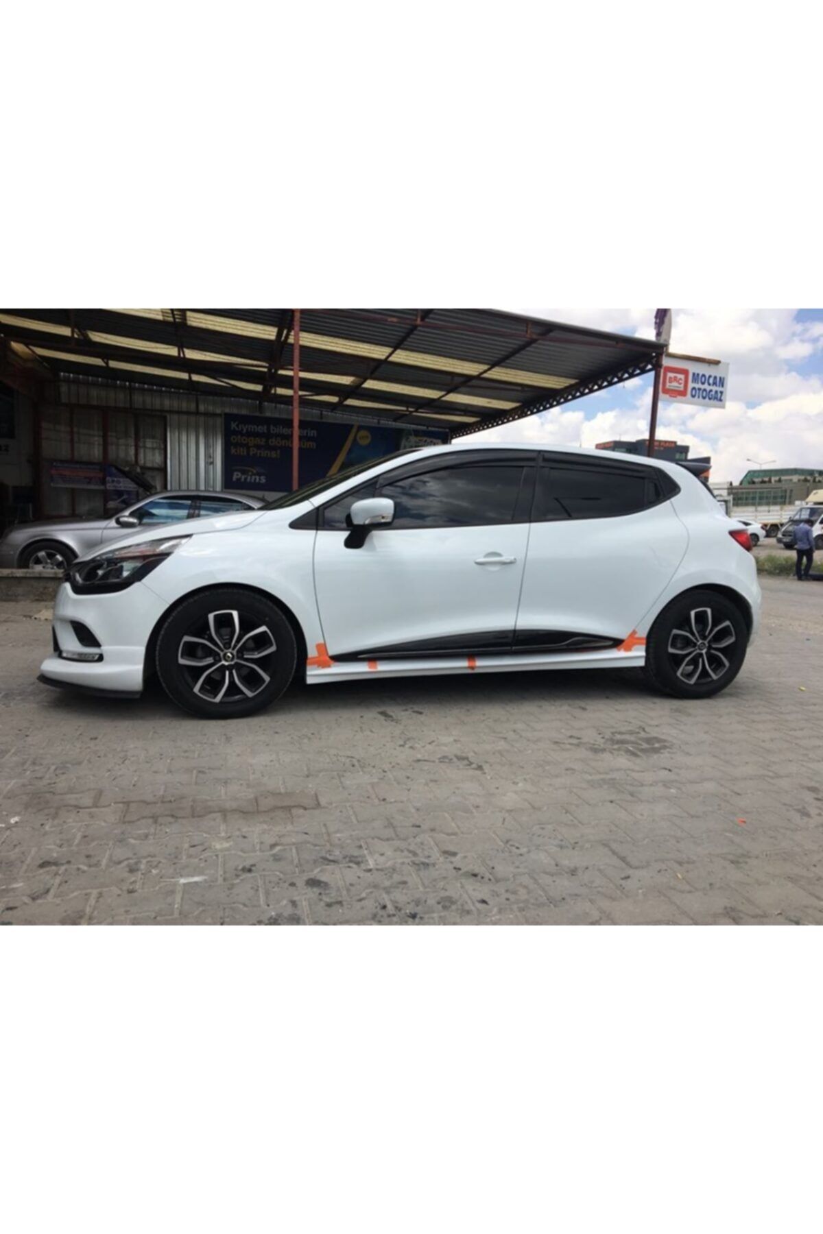 otaksan tuning Renault Clio 4 Marşpiyel Takımı - Plastik