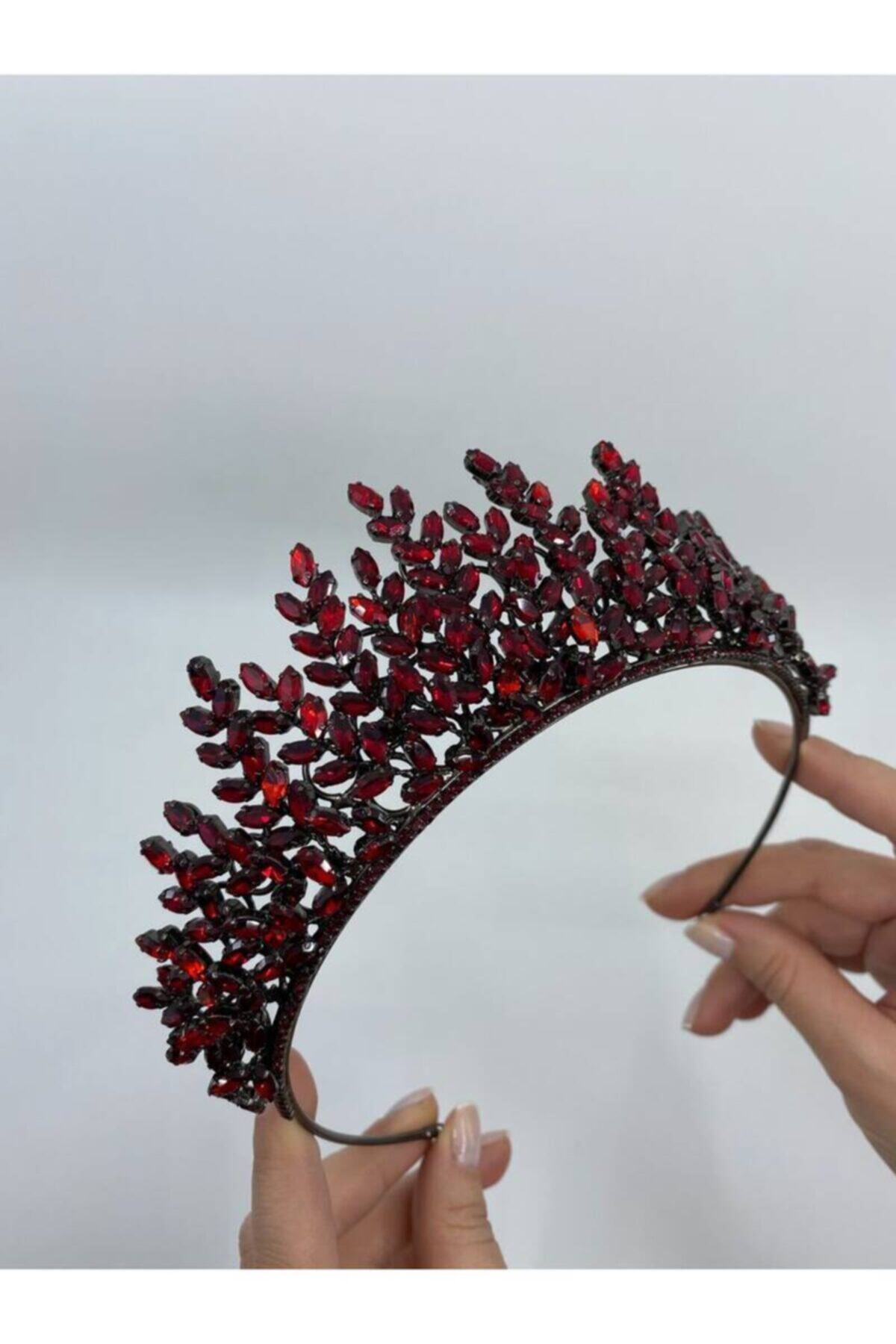 Mediha Cambaz Bridal Asimetrik Yaprak Desenli Kırmızı Bordo Kınalık Nişanlık Tacı