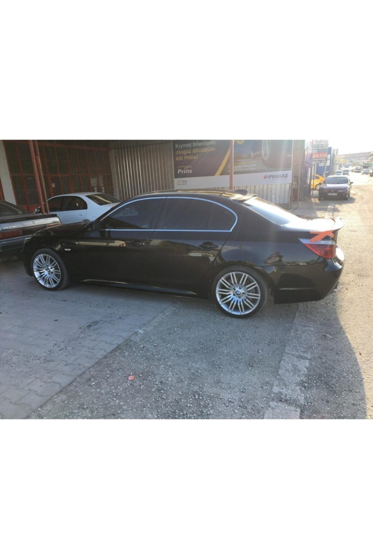 otaksan tuning Bmw E60 Marşpiyel Lipi - Plastik - Parlak Siyah