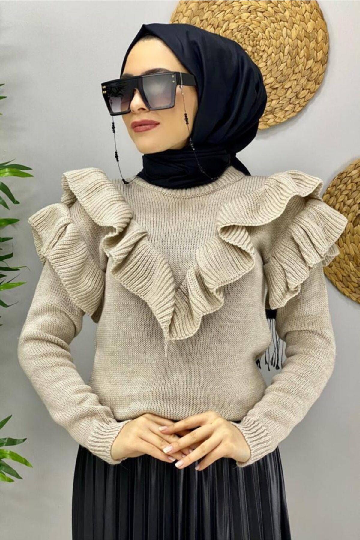 adressbutik Kadın Fırfırlı Triko Kazak Bej