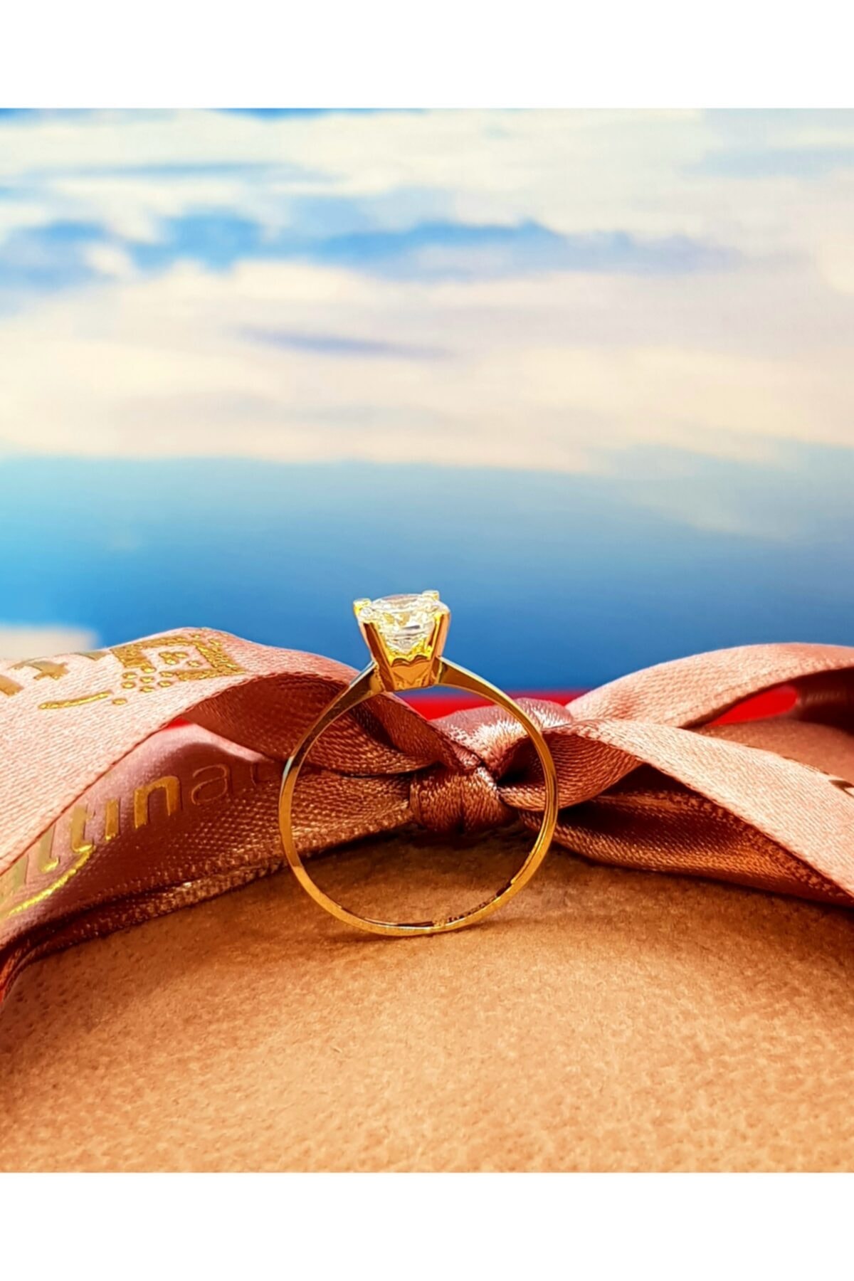 AltınAlalım Kalpli Tektaş Altın Yüzük