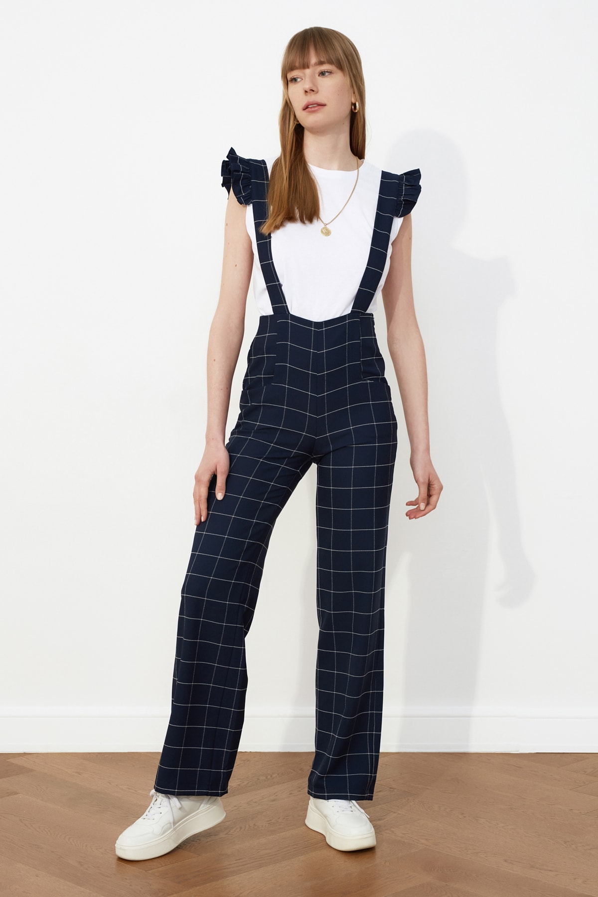 TRENDYOLMİLLA Lacivert Ekoseli Omuz Detaylı Tulum TWOSS21TU0097