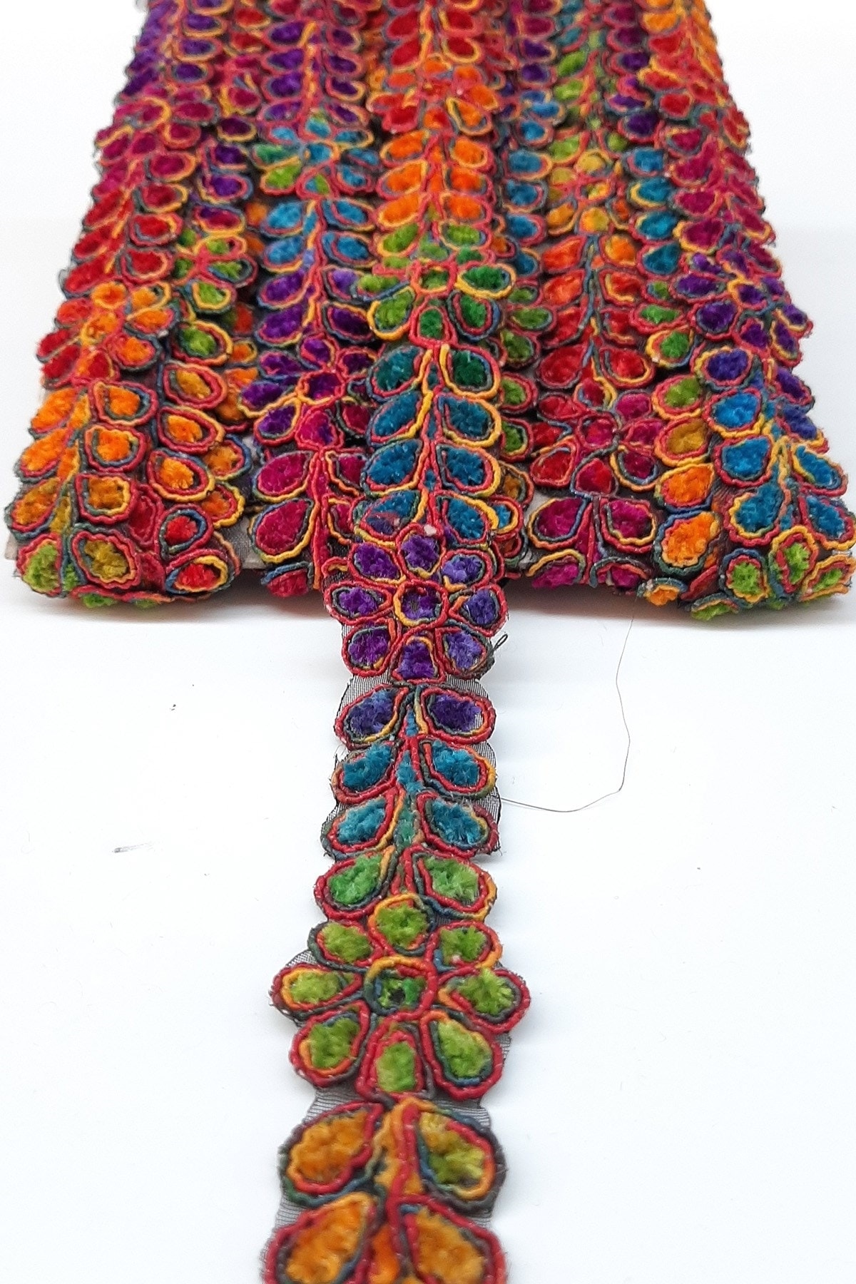 Hobigram Papatya Desenli Renkli Antik Şerit Güpür