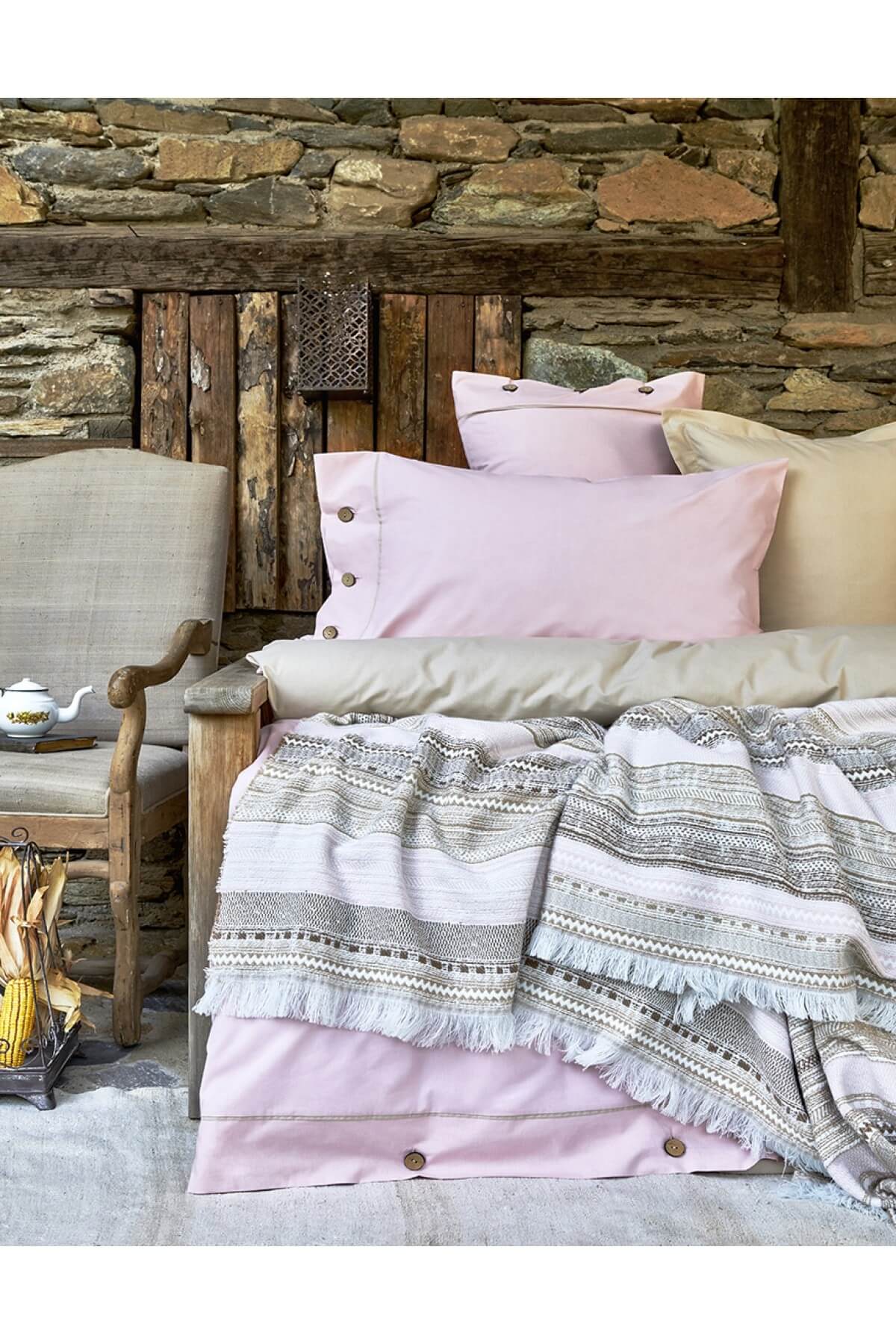 Karaca Home Çift Kişilik Elegance Embos Battaniye - Pudra