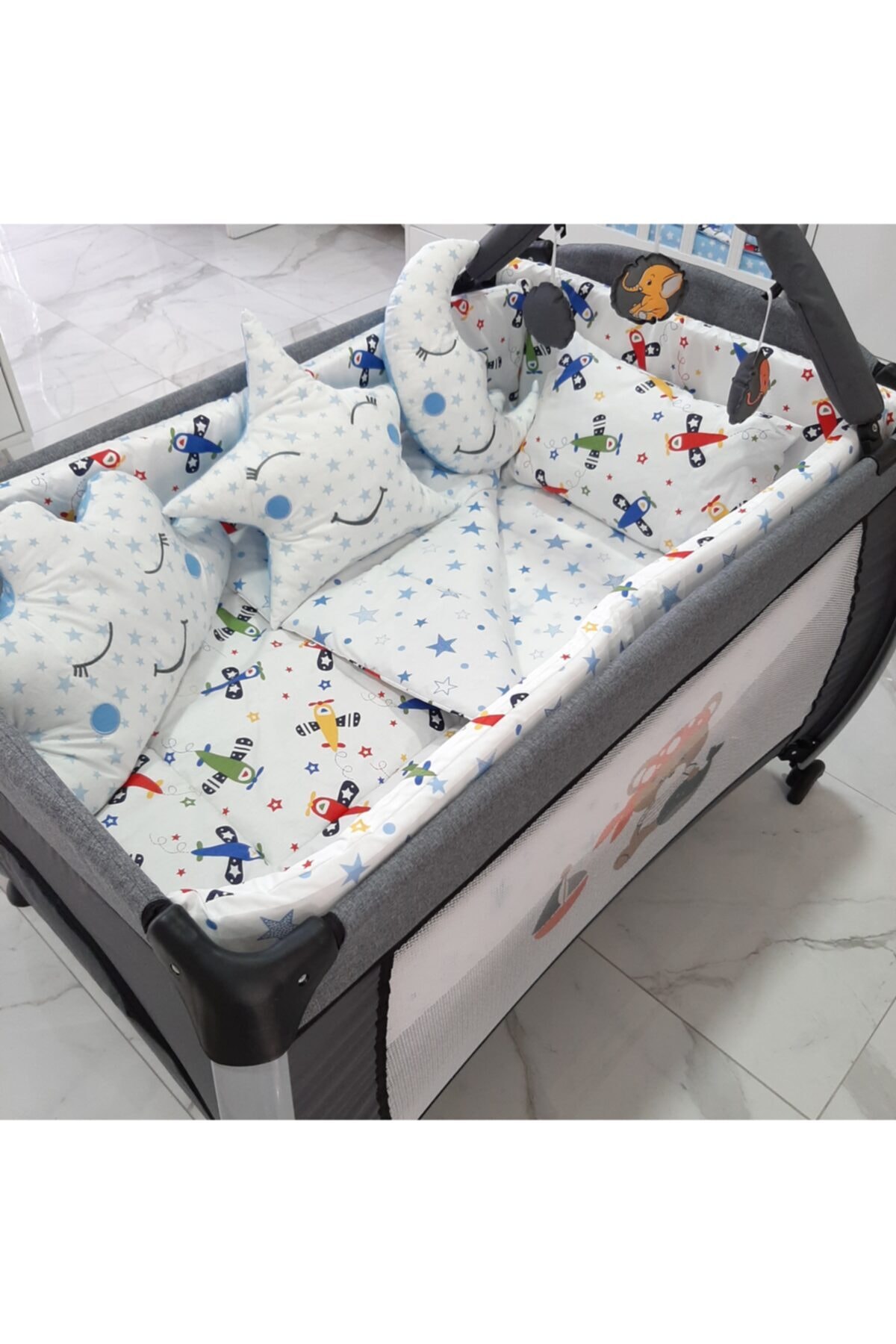 uykucubebe 70x110 Uçaklı Desen Park Beşik Uyku Seti 10 Parça (8103) Kombin