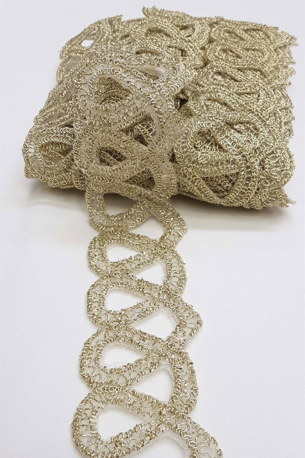 Hobigram Gold Simli Fransız Ara Güpür Dantel