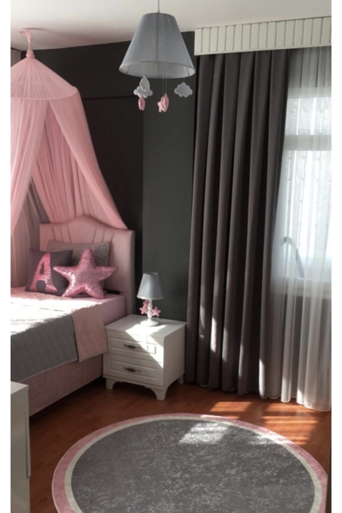 Keçeli parti hayalleri Çocuk Bebek Odası Avize Ve Abajur Gri Pembe Yıldızlı