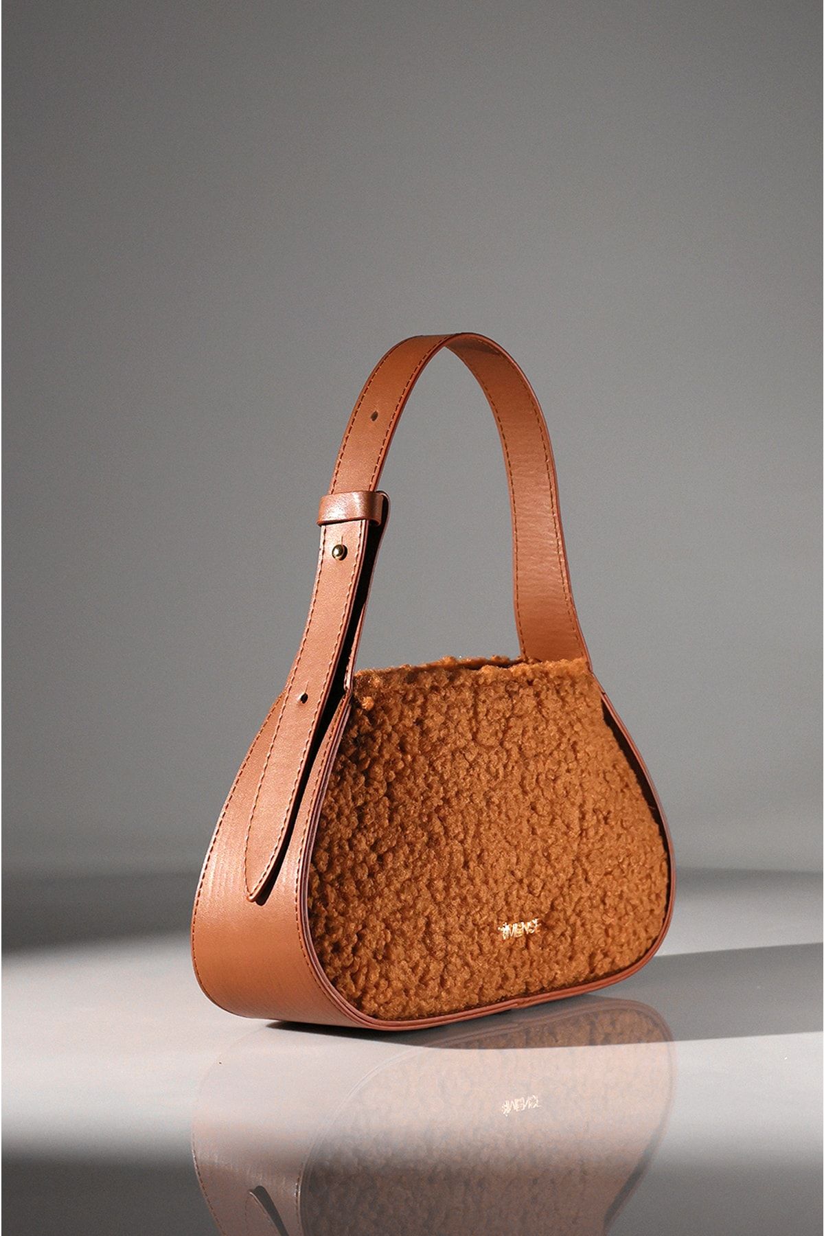 Rimense Women s Brown Plush Hand and Shoulder Bag Trendyol