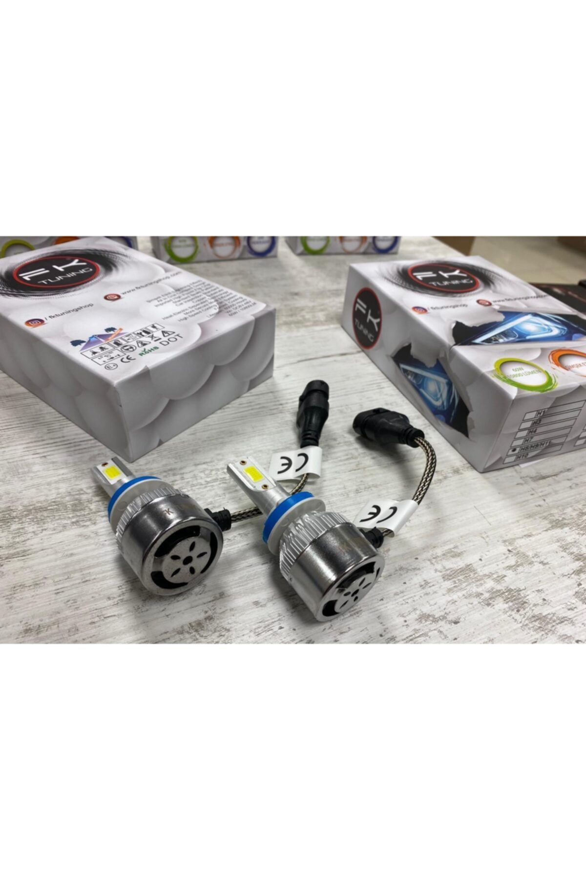 FK TUNING Şimşek Etkili Led Xenon Zenon Far Ampülü 10800 Lümen 9006