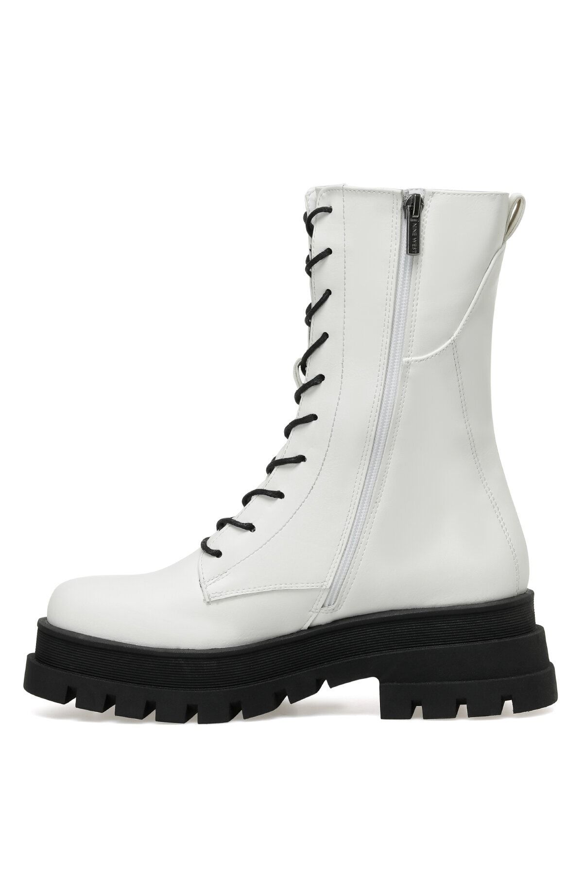 Nine west top white boots