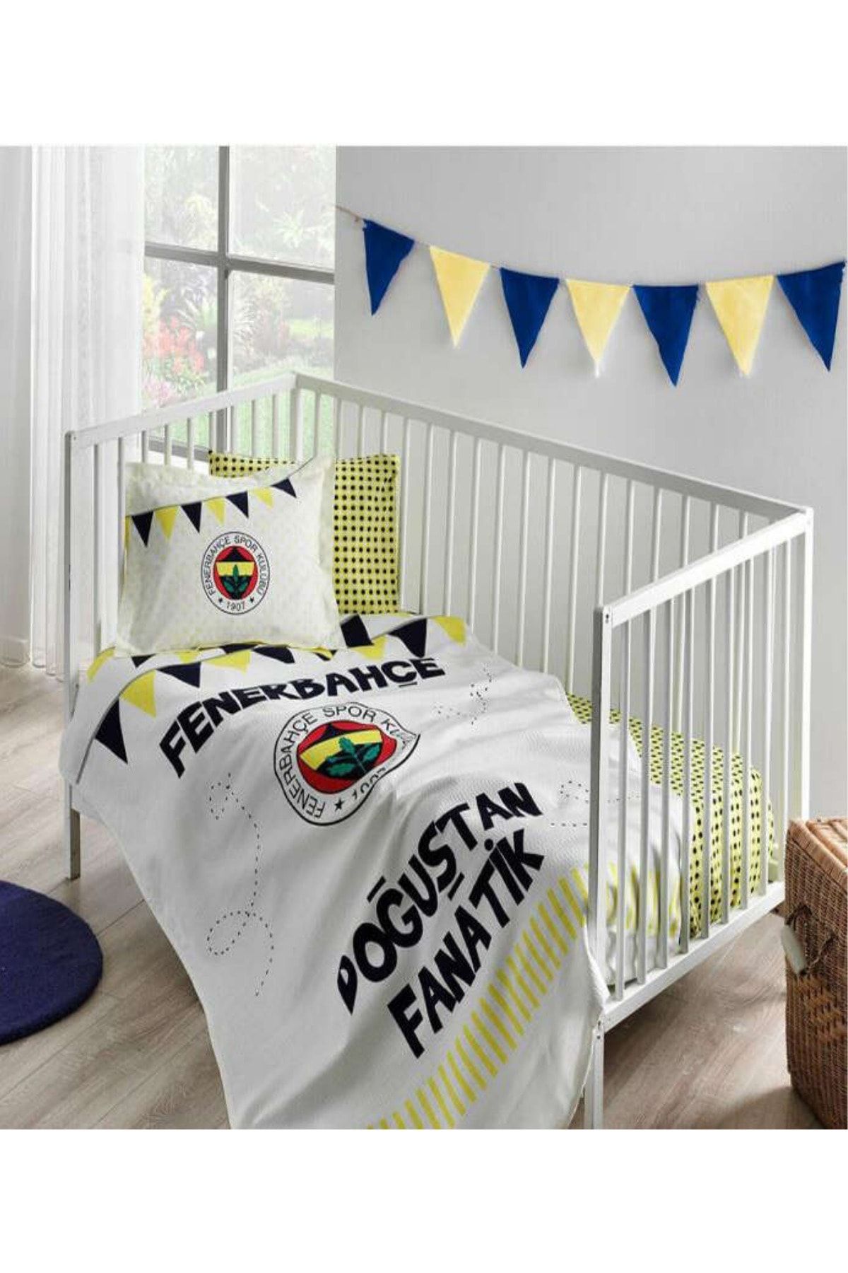Taç Beyaz Lisanslı Fenerbahçe Fanatik Bebek Pike Takımı