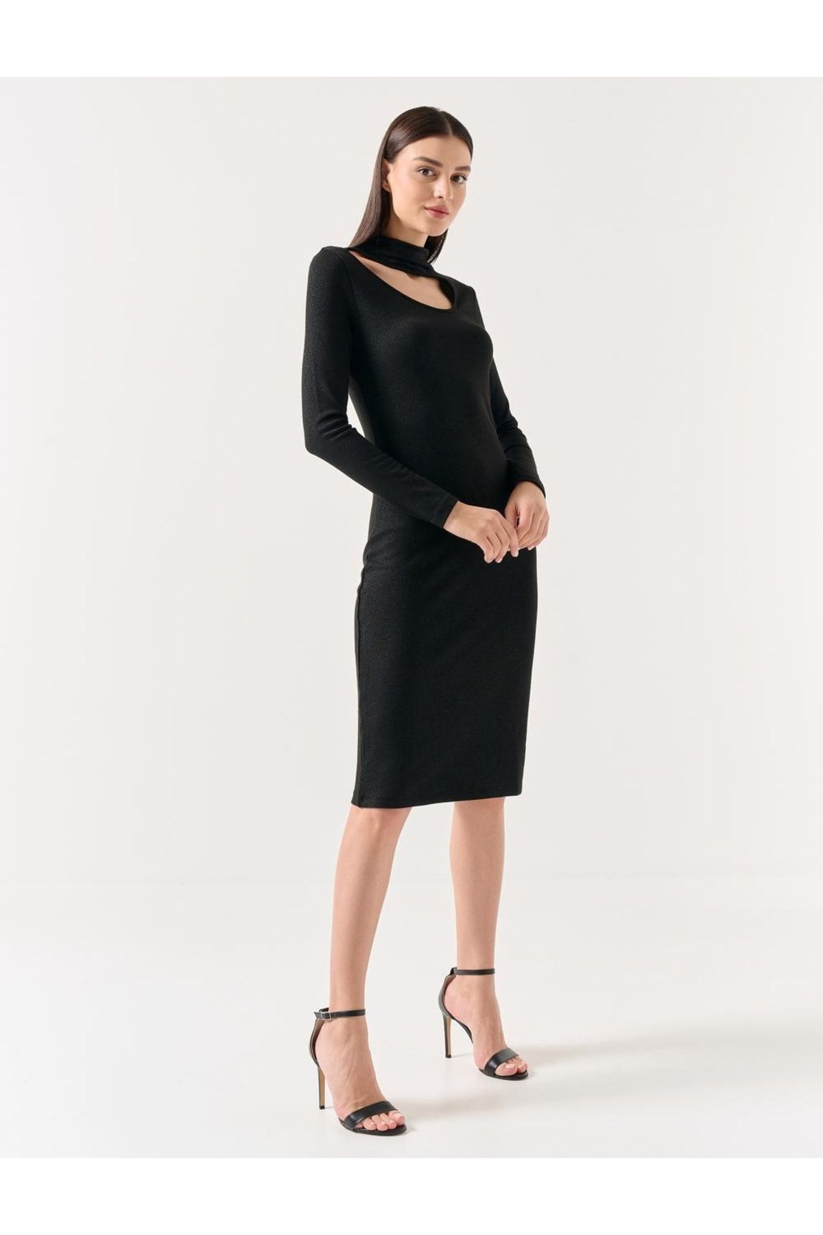 Maroon long sleeve dress store with a turtleneck ribboned collar