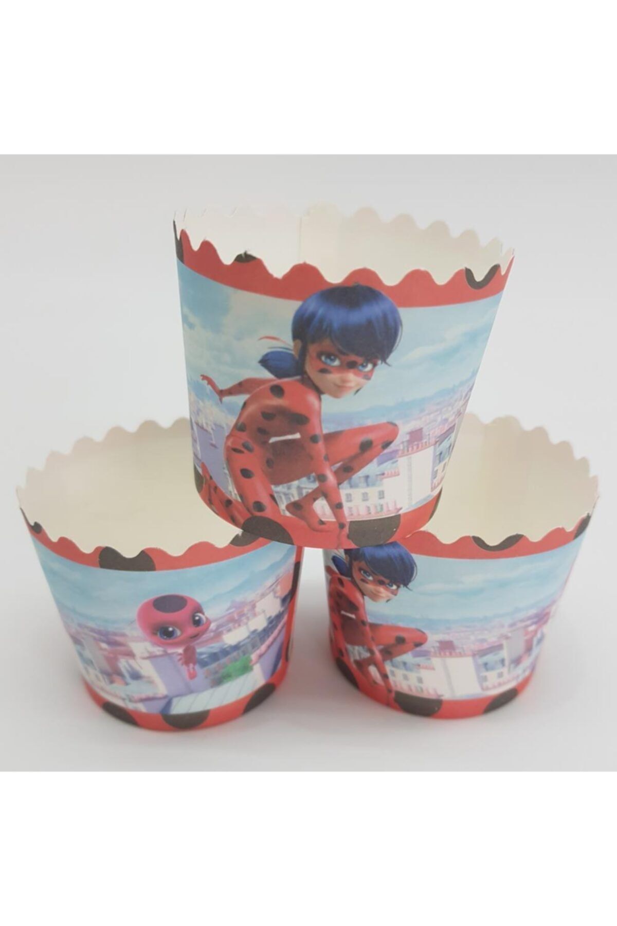 Kelebek Oyuncak Kırmızı Miraculous Cupcake Kabı 25 Adet