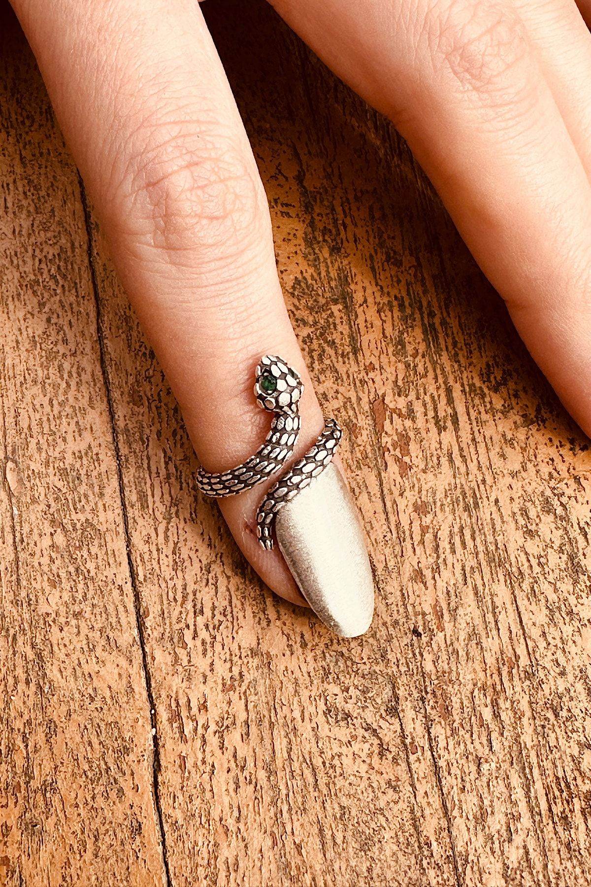 Four finger discount snake ring