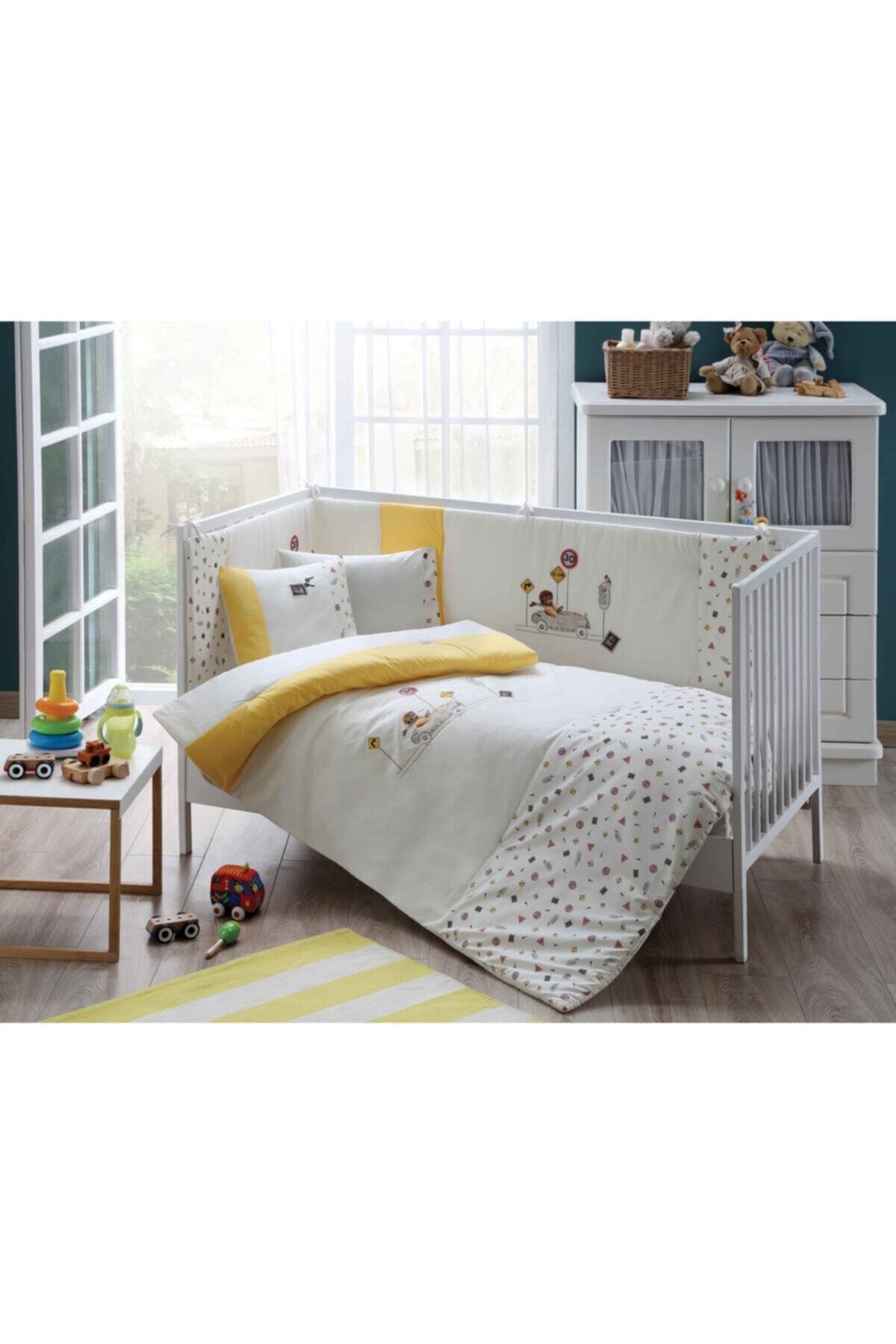 Taç Bebek Çok Renkli Driver Uyku Seti