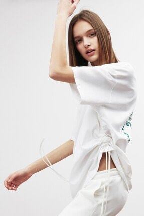 GRIMELANGE PIECE Kadın Beyaz Arkası Baskılı Yanları B&uuml;zg&uuml;l&uuml; Oversize T-shirt